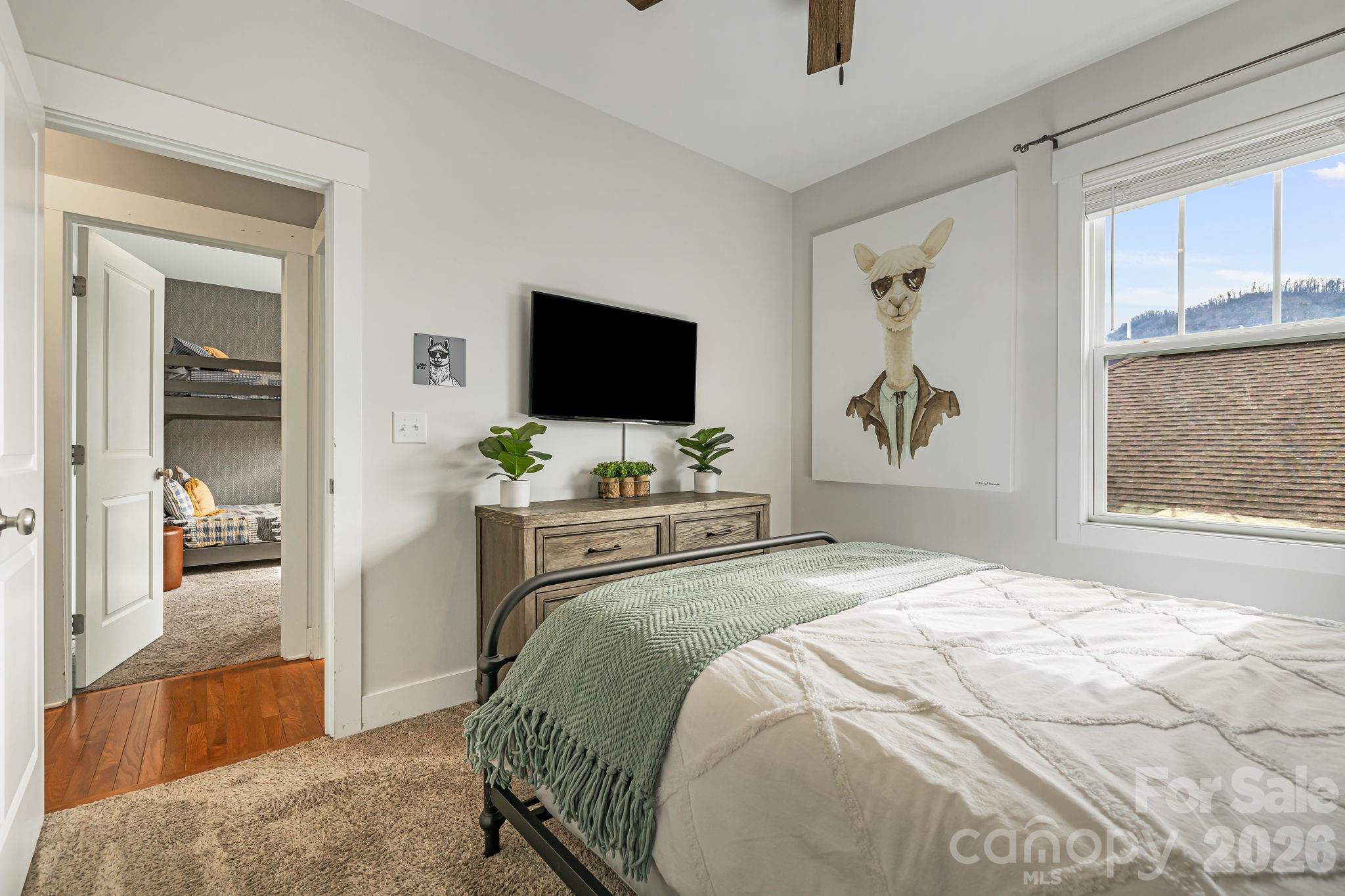 17 Byrdcliffe Lane — Asheville