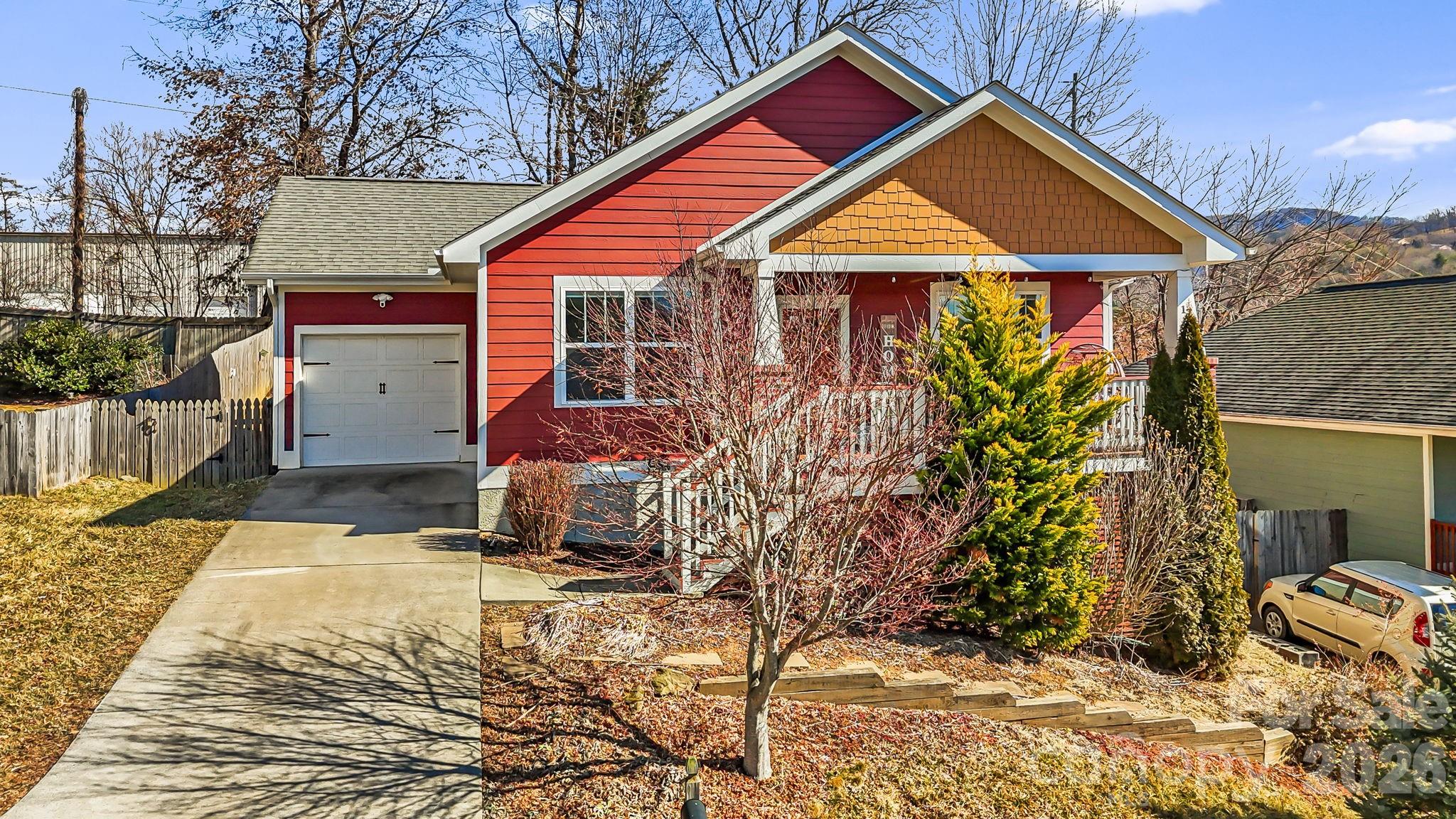 17 Byrdcliffe Lane — Asheville