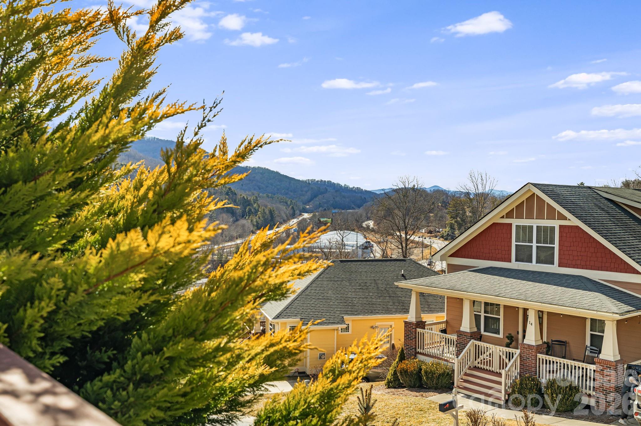 17 Byrdcliffe Lane — Asheville
