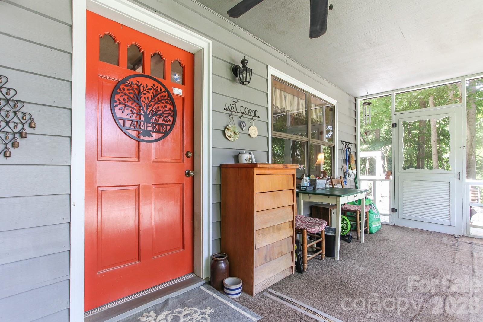 146 W Stecoah Heights — Robbinsville