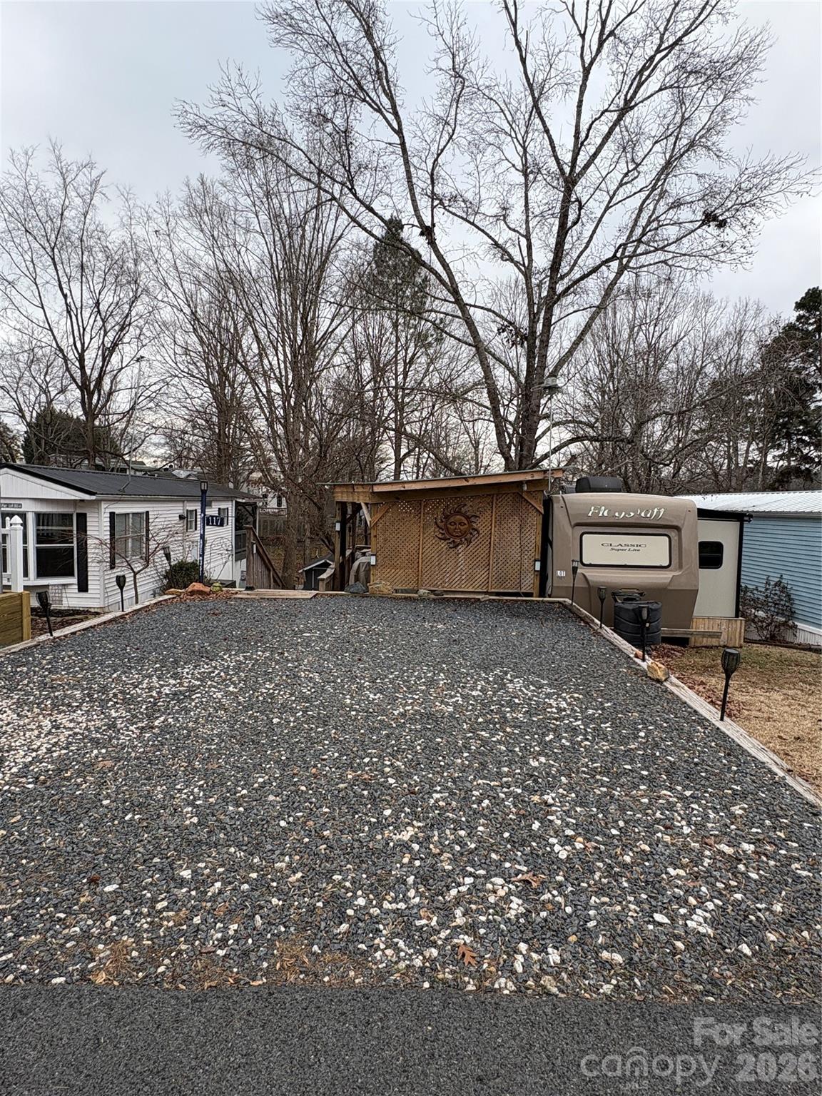 117 Pier Avenue — New London