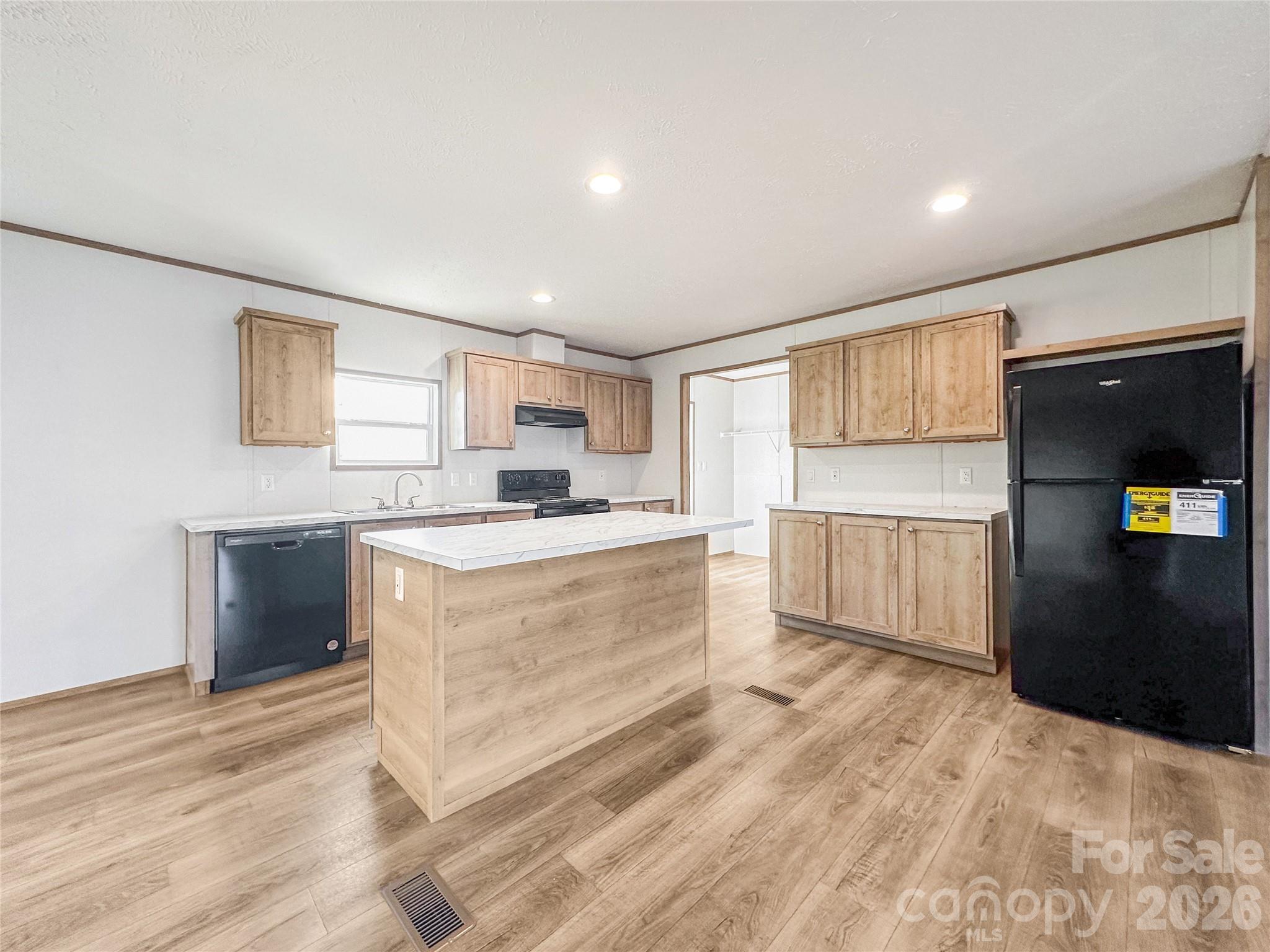 3925 Taylorsville Highway — Statesville