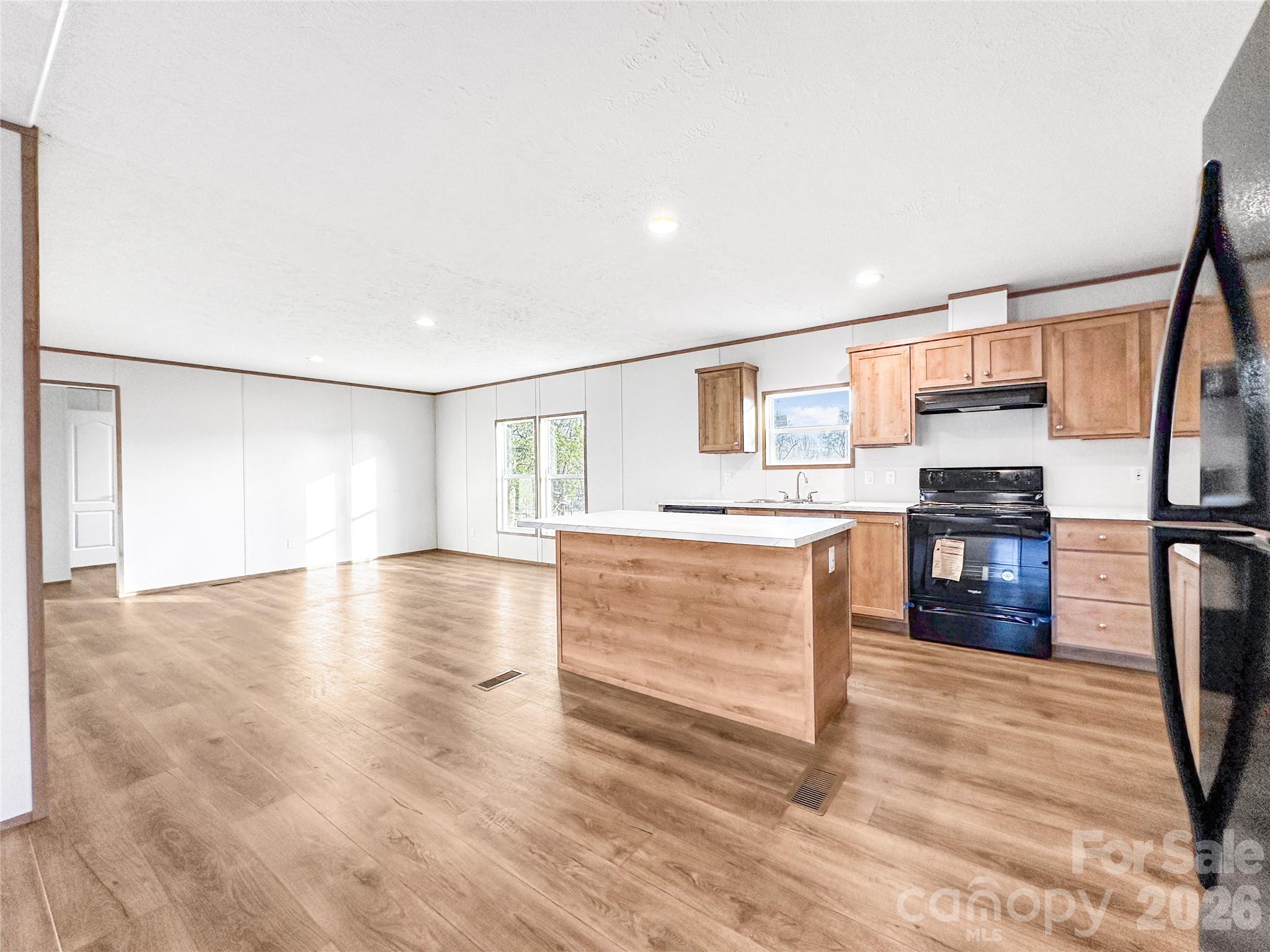 3925 Taylorsville Highway — Statesville