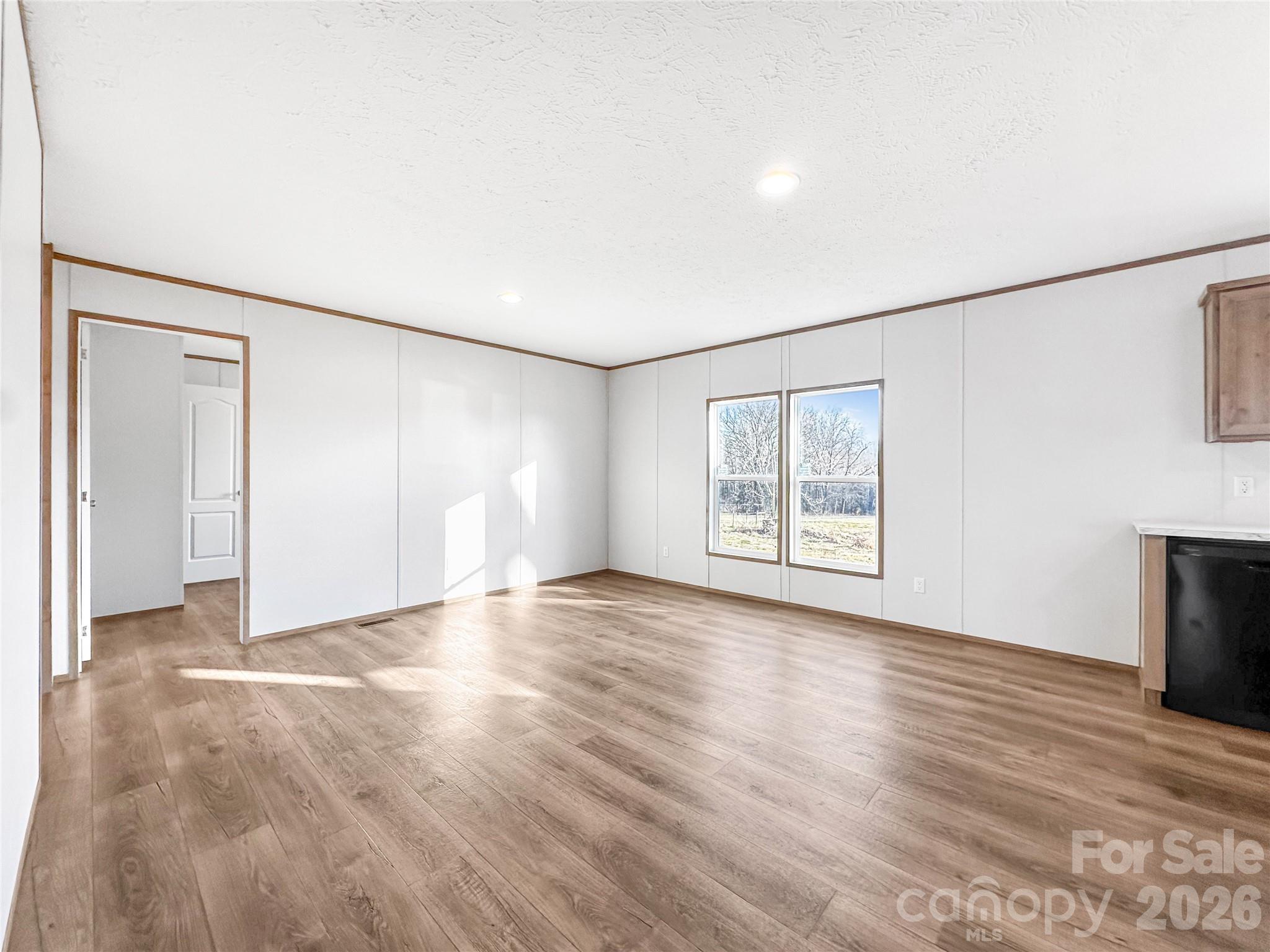 3925 Taylorsville Highway — Statesville