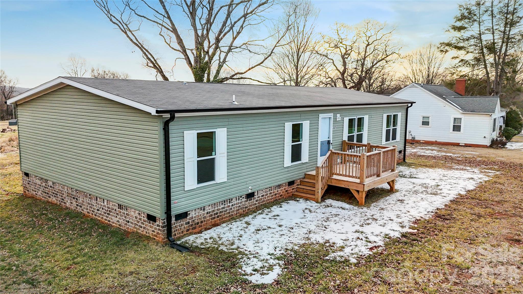 3925 Taylorsville Highway — Statesville
