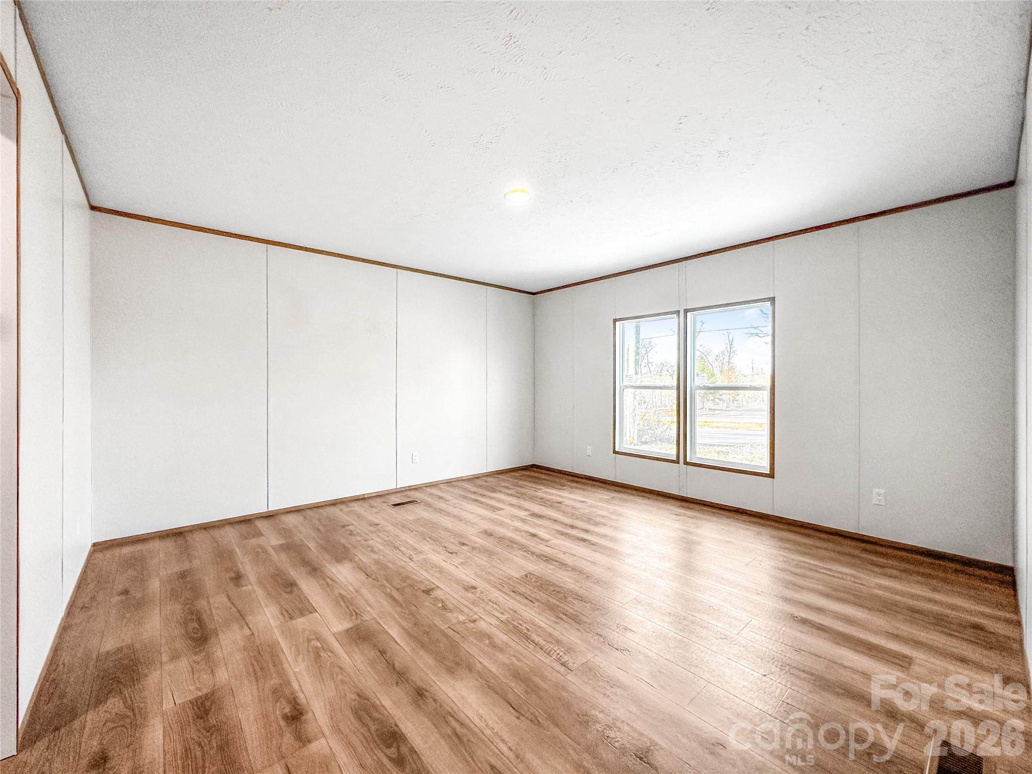 3925 Taylorsville Highway — Statesville