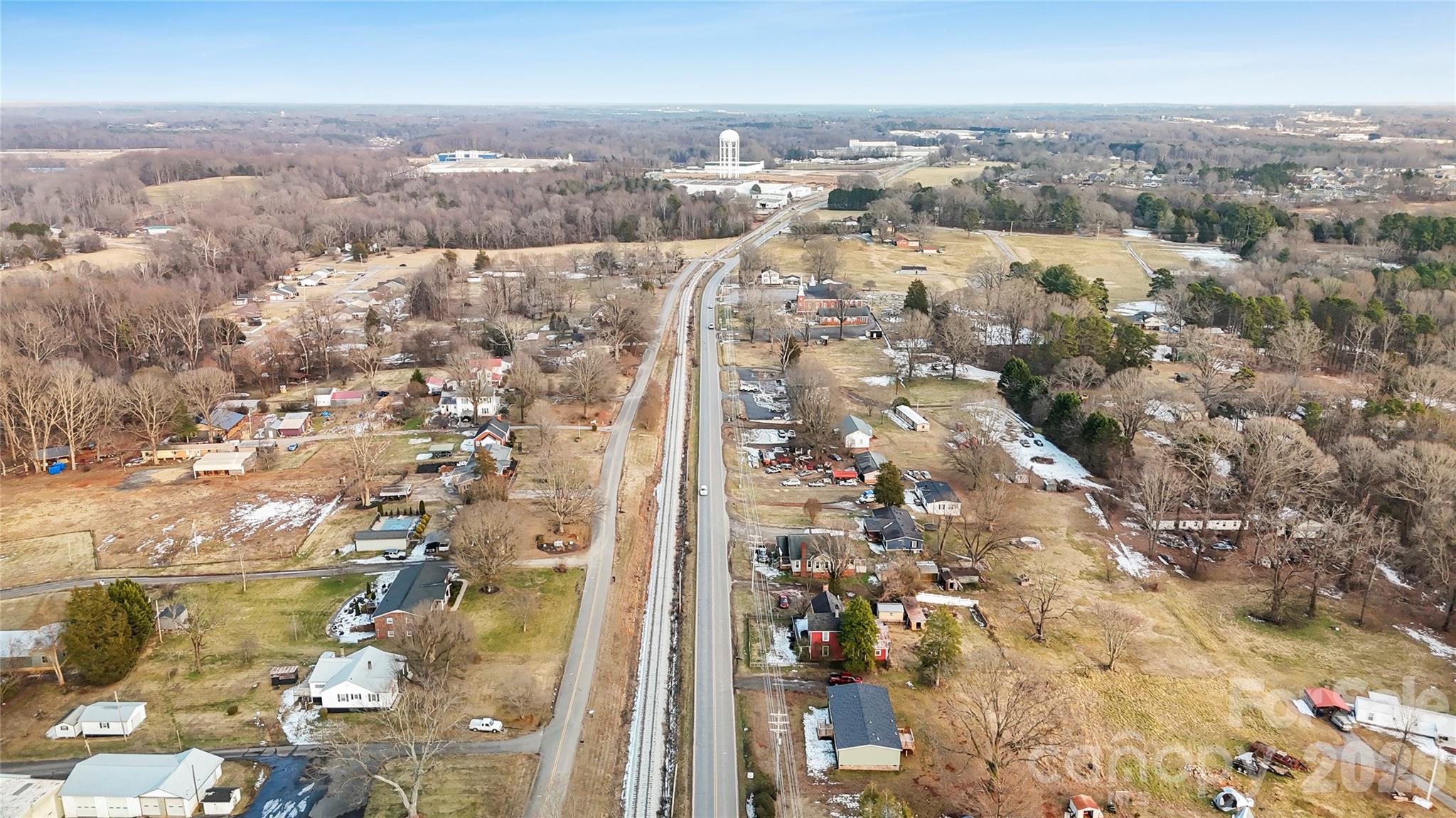 3925 Taylorsville Highway — Statesville
