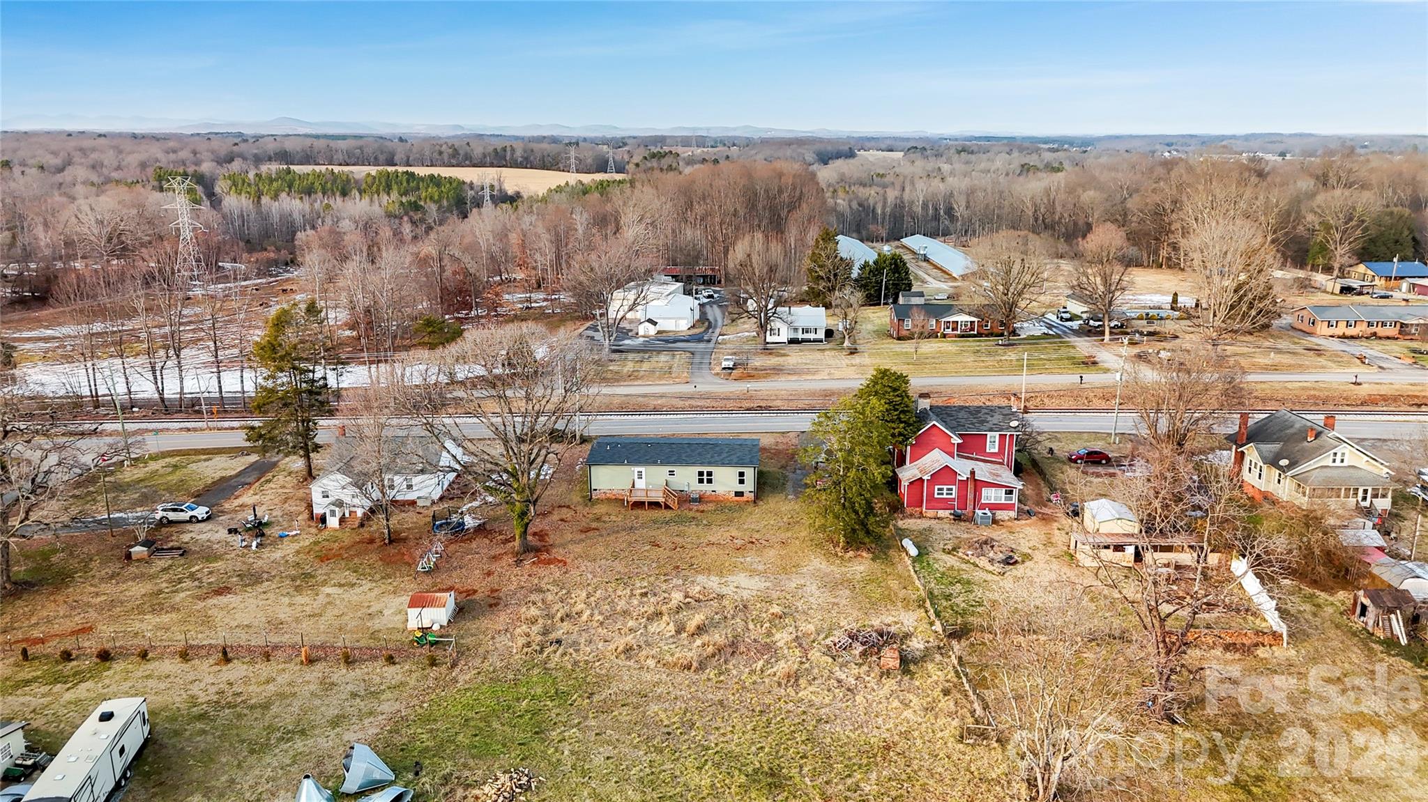 3925 Taylorsville Highway — Statesville