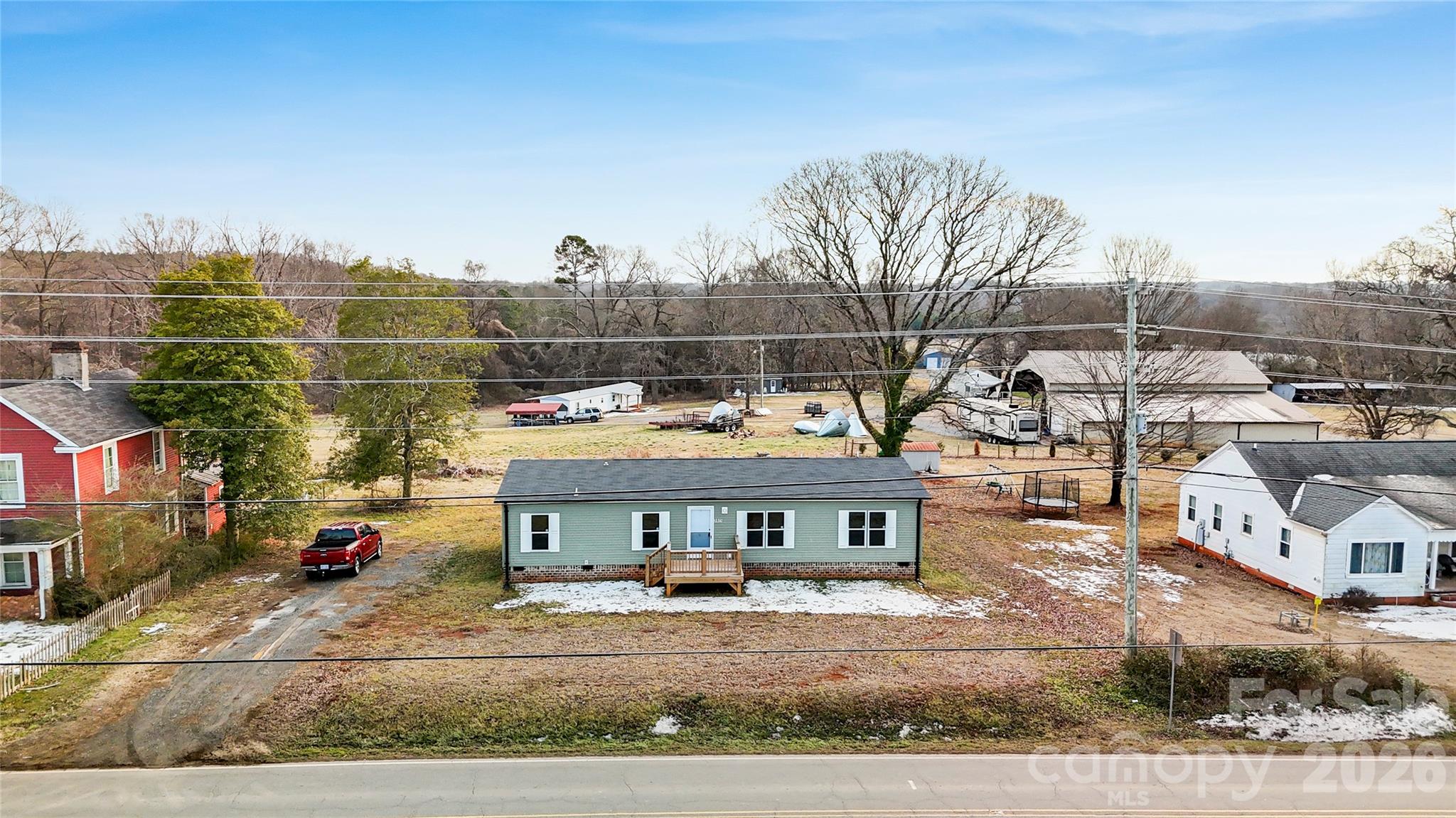 3925 Taylorsville Highway — Statesville