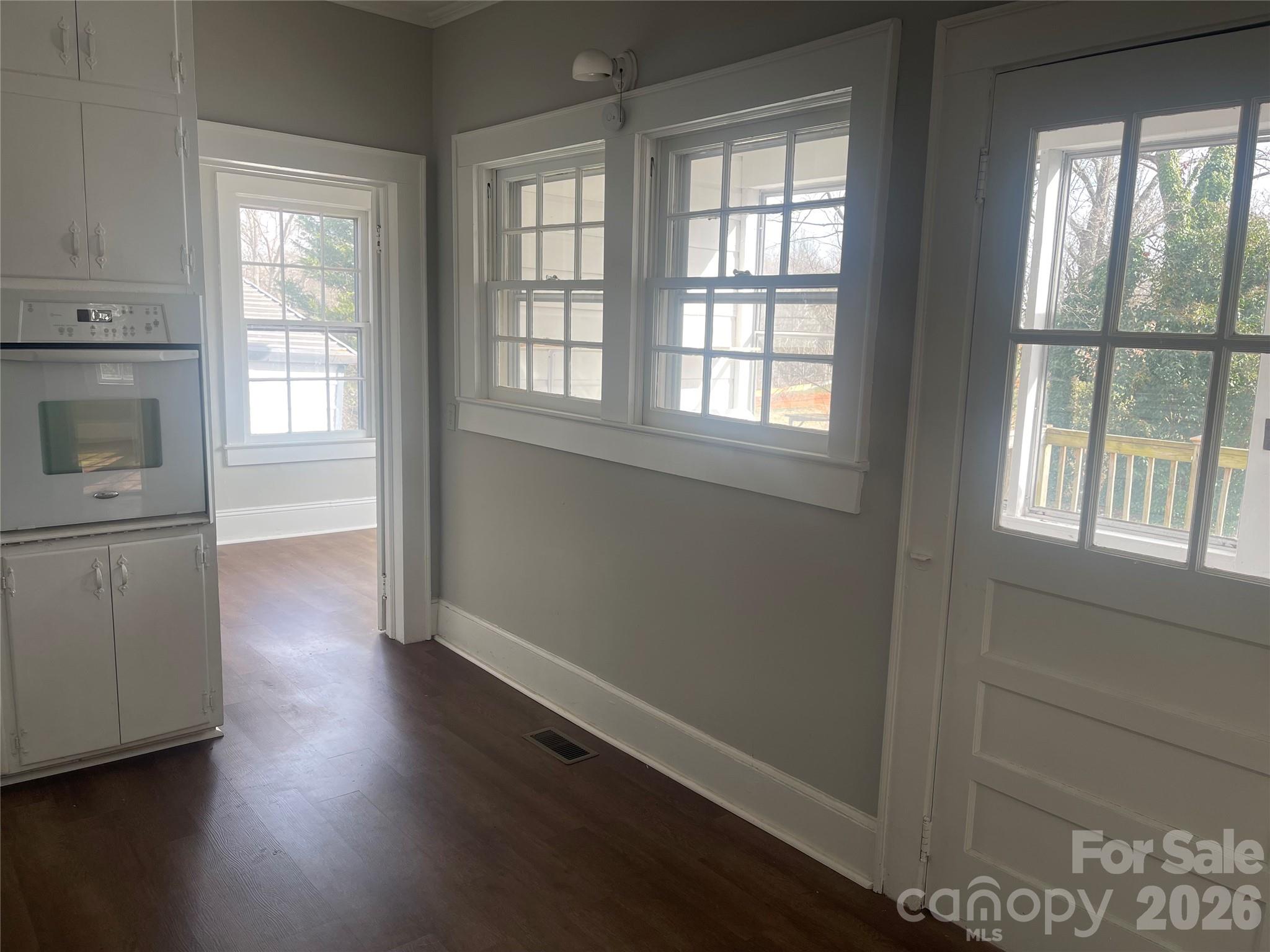 110 N Academy Street — Mooresboro