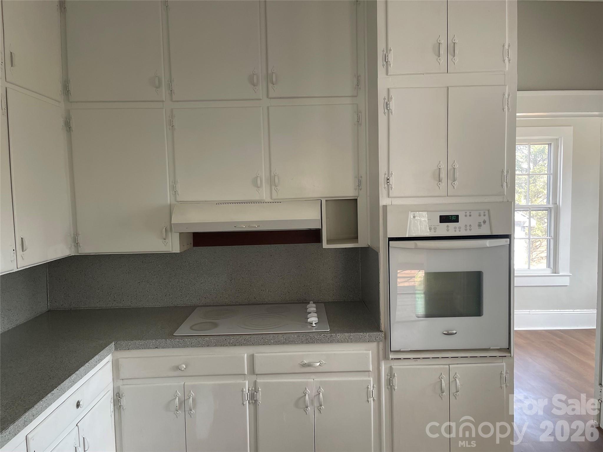 110 N Academy Street — Mooresboro