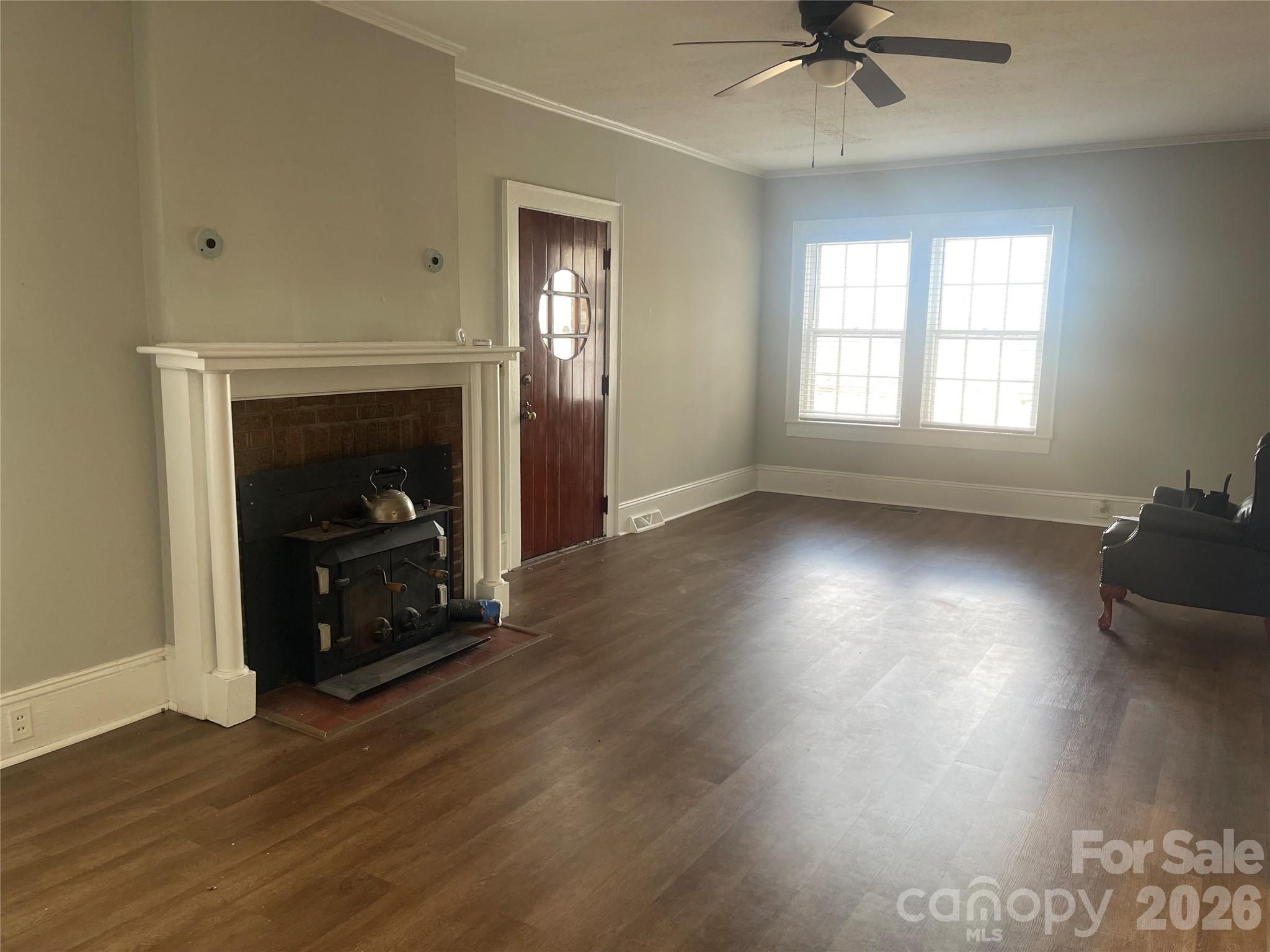 110 N Academy Street — Mooresboro