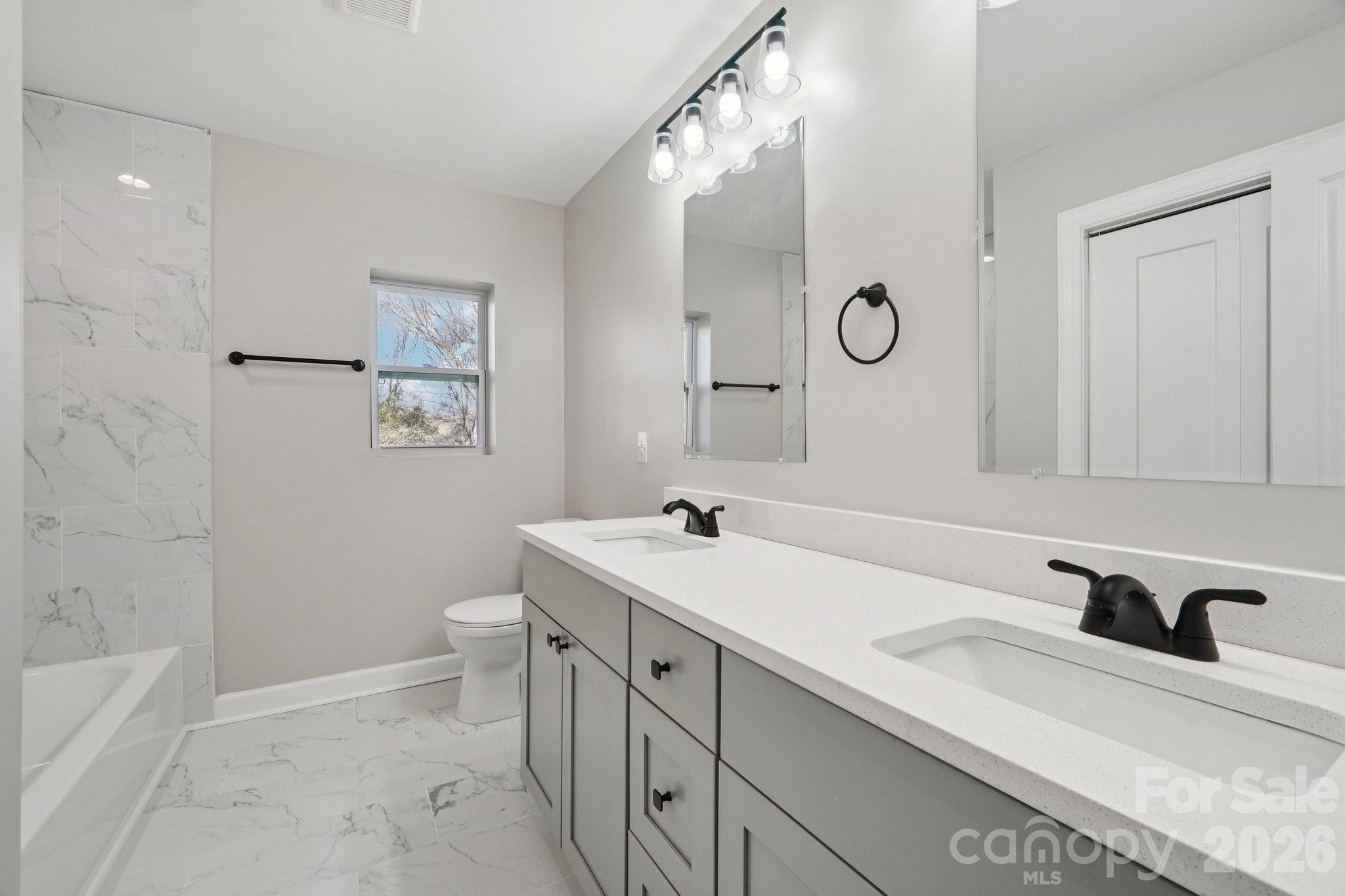 1216 Old Farm Road — Charlotte