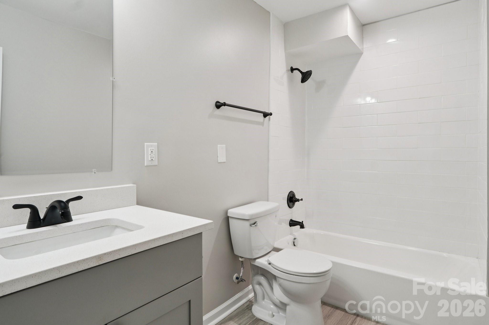1216 Old Farm Road — Charlotte