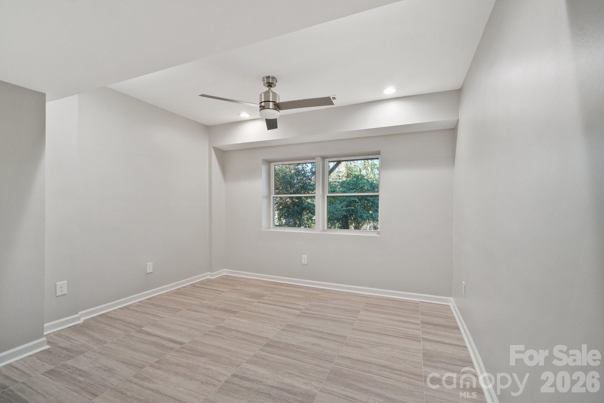 1216 Old Farm Road — Charlotte