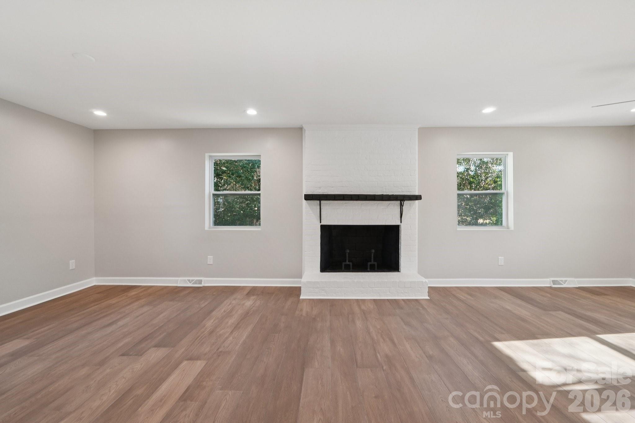 1216 Old Farm Road — Charlotte