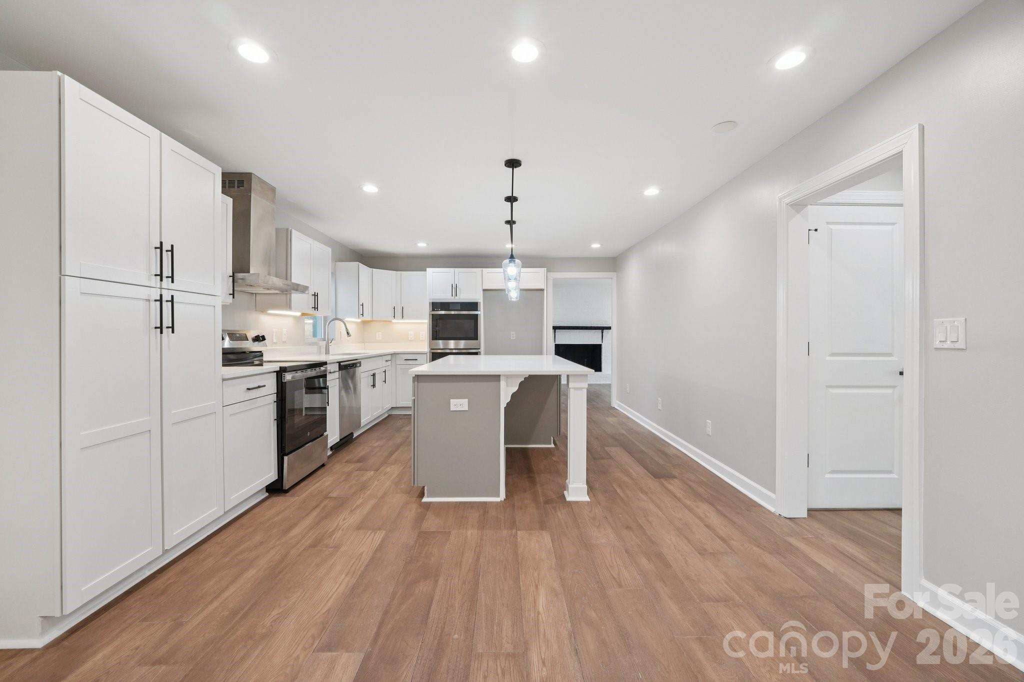 1216 Old Farm Road — Charlotte