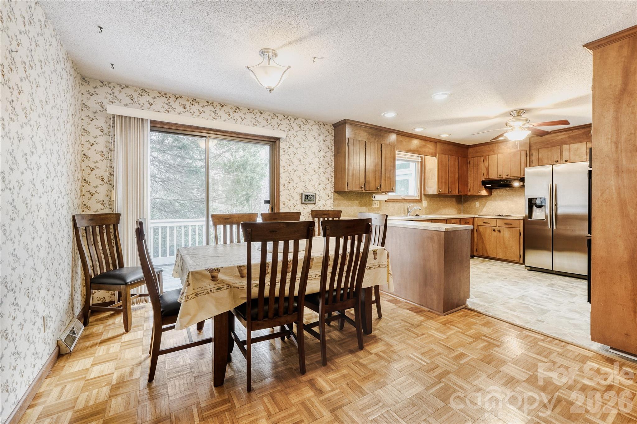 104 McArthur Avenue SE — Concord