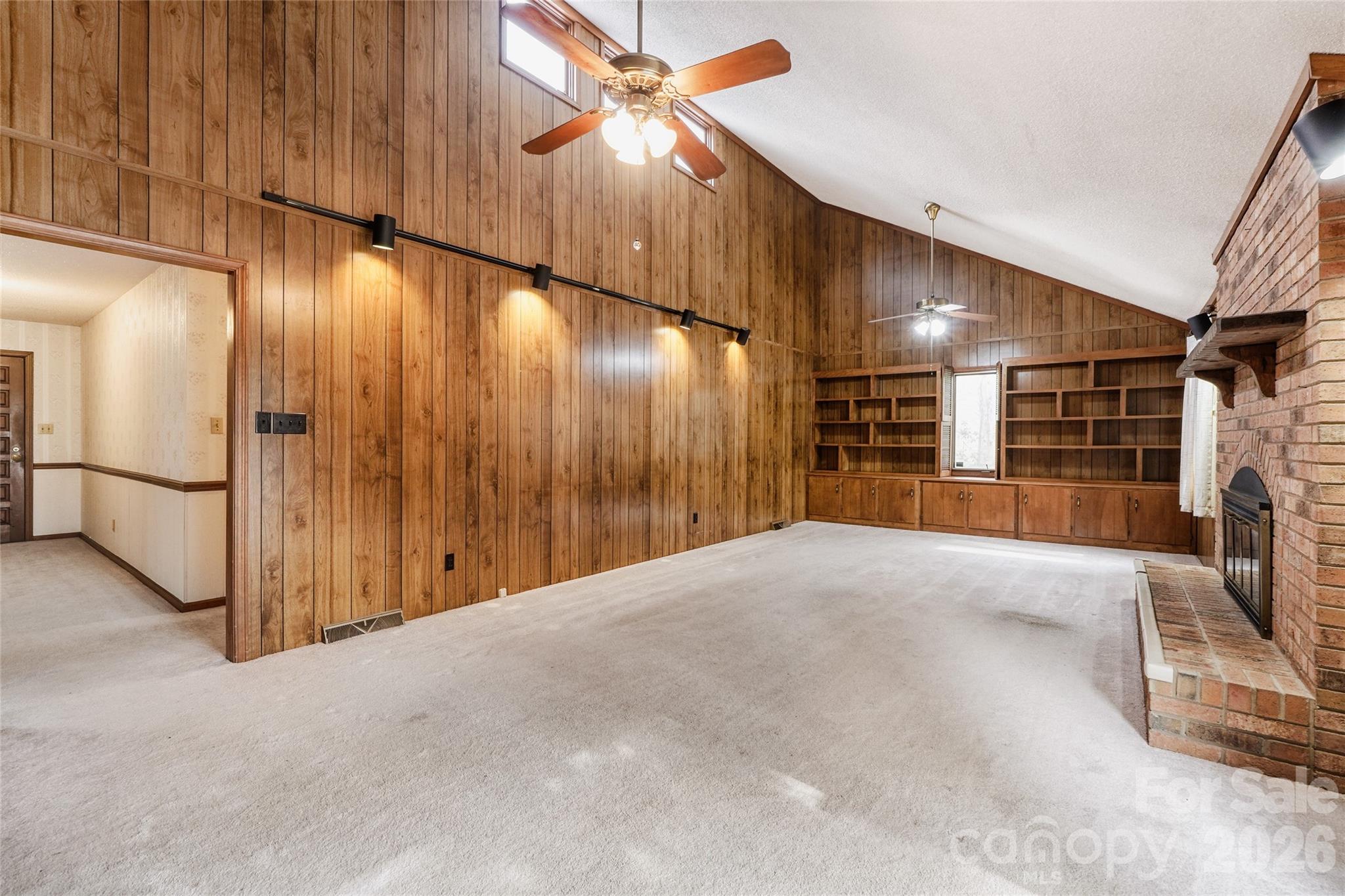 104 McArthur Avenue SE — Concord