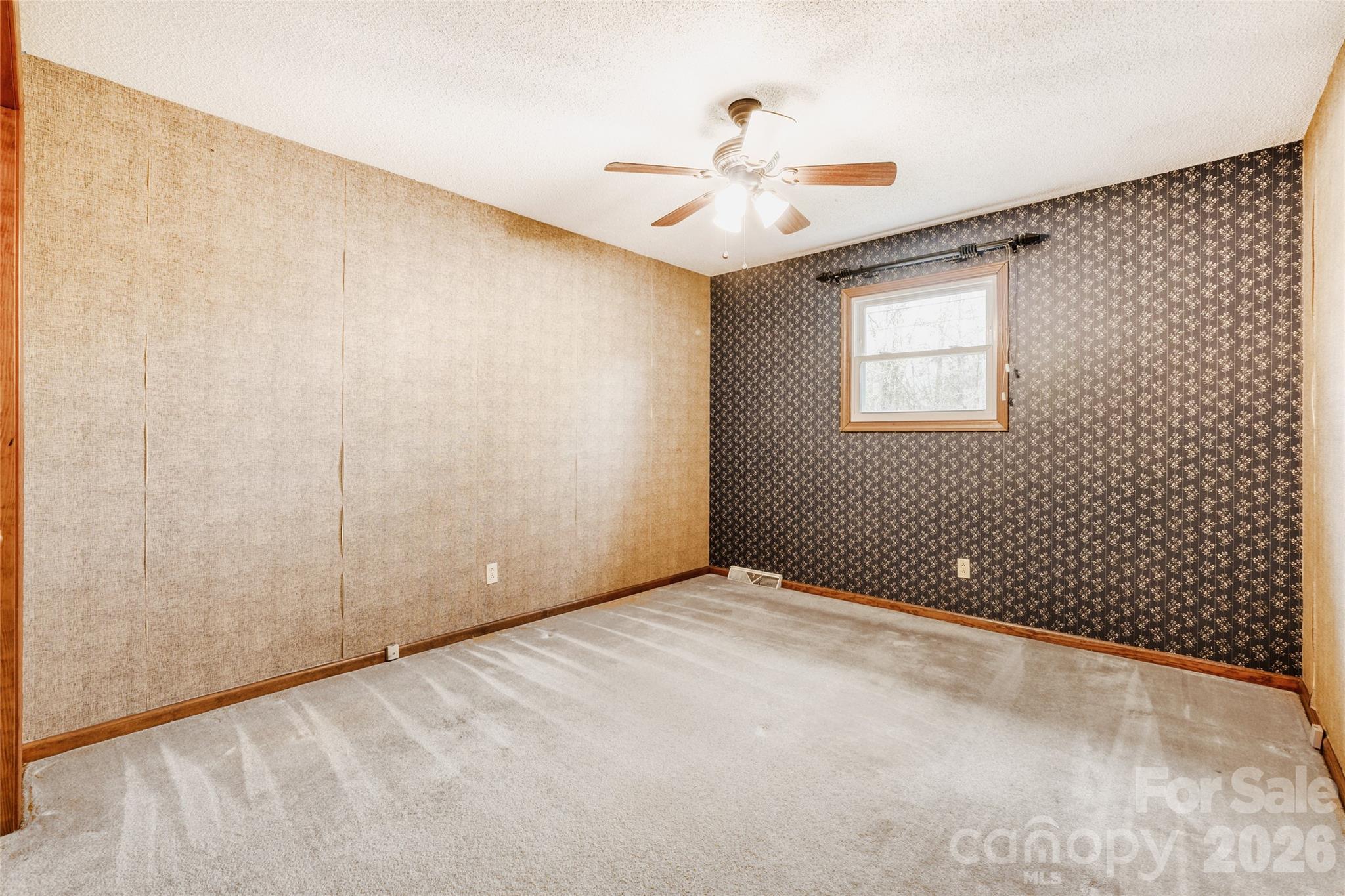 104 McArthur Avenue SE — Concord