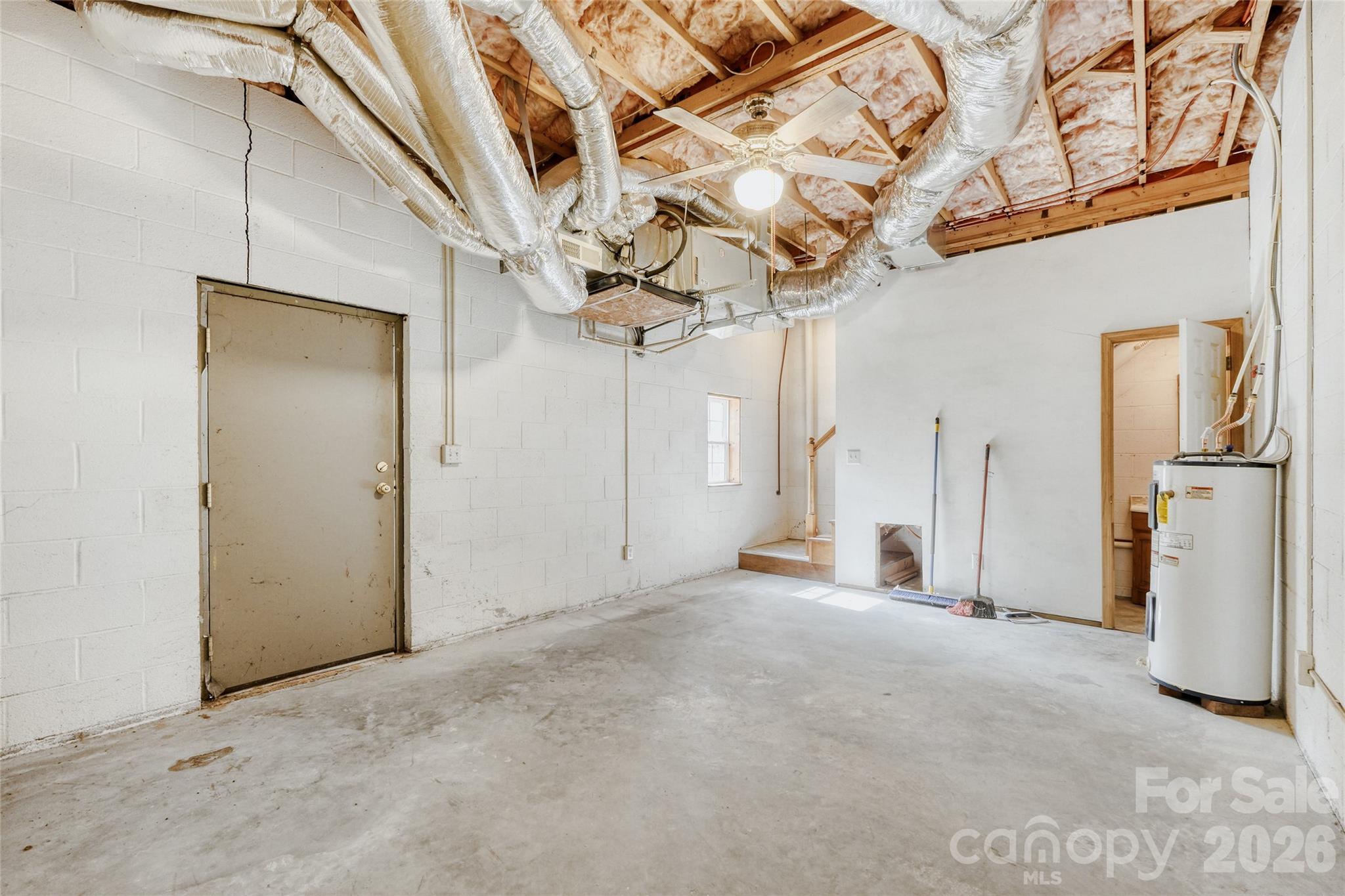 104 McArthur Avenue SE — Concord