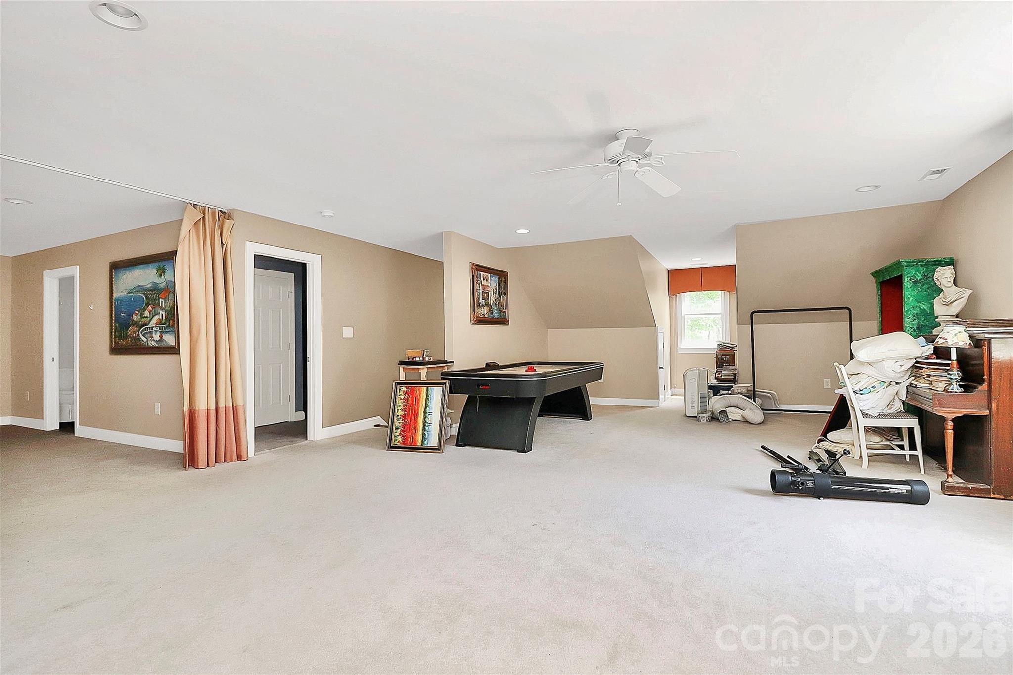 729 Lochaven Road — Waxhaw