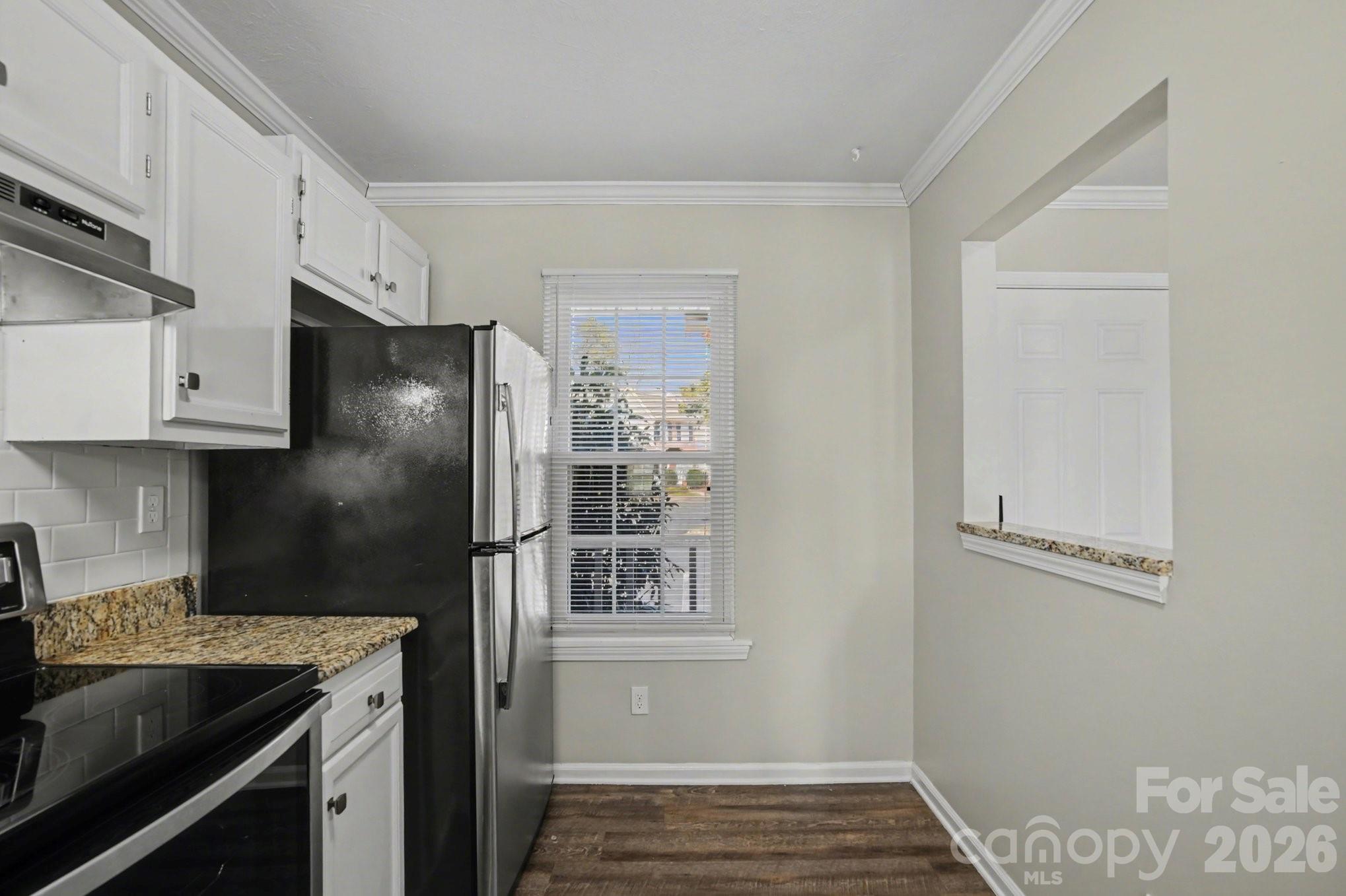 8221 Circle Tree Lane — Charlotte