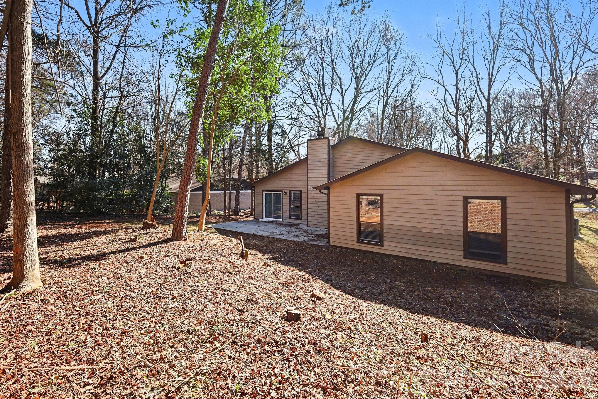 7341 Elwood Drive — Charlotte