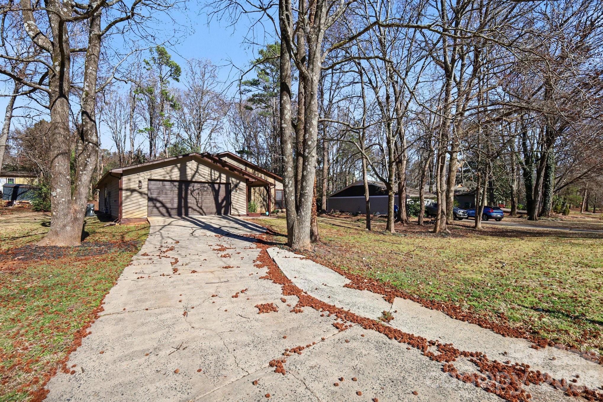 7341 Elwood Drive — Charlotte