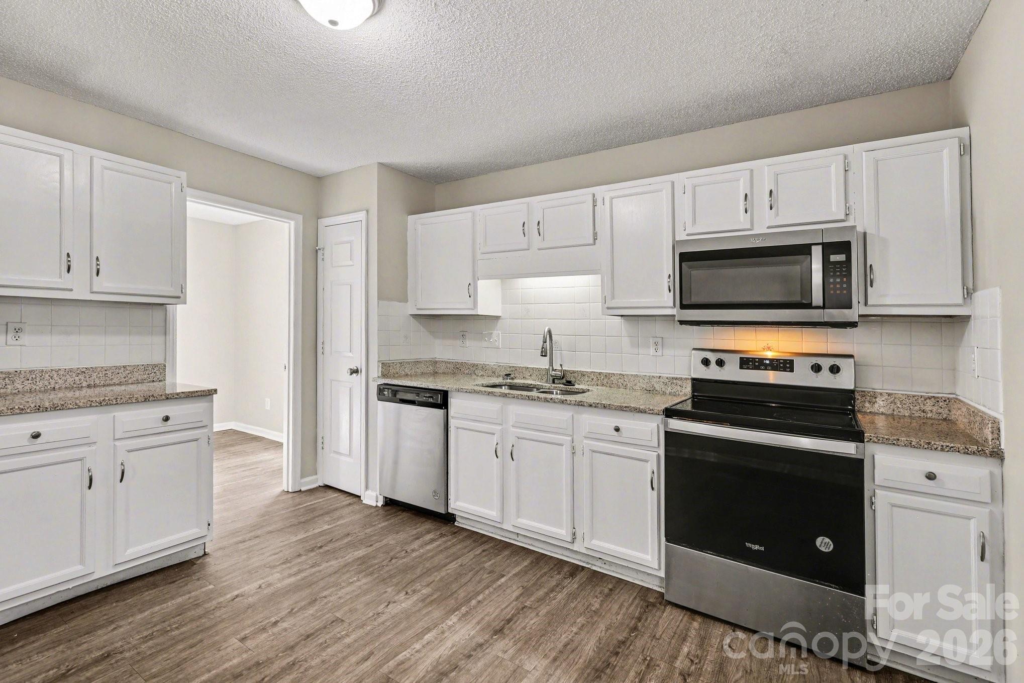 5932 Scots Bluff Drive — Charlotte