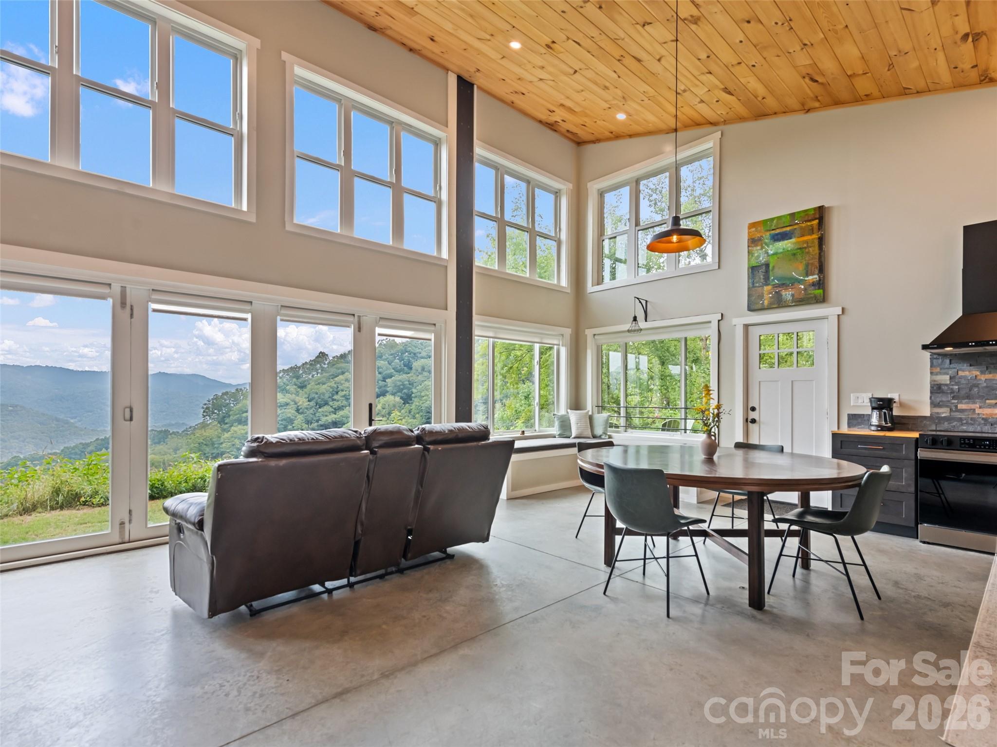 1225 Clark Road — Clyde
