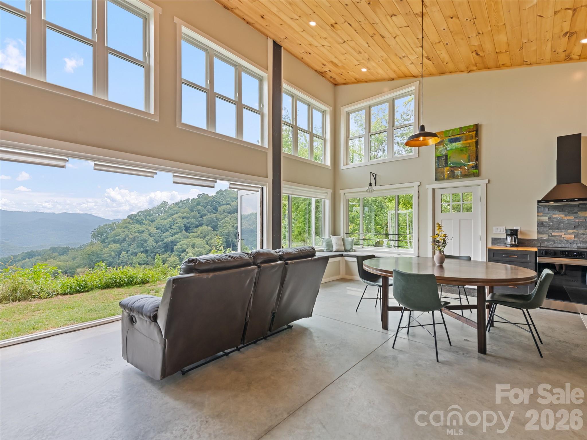1225 Clark Road — Clyde