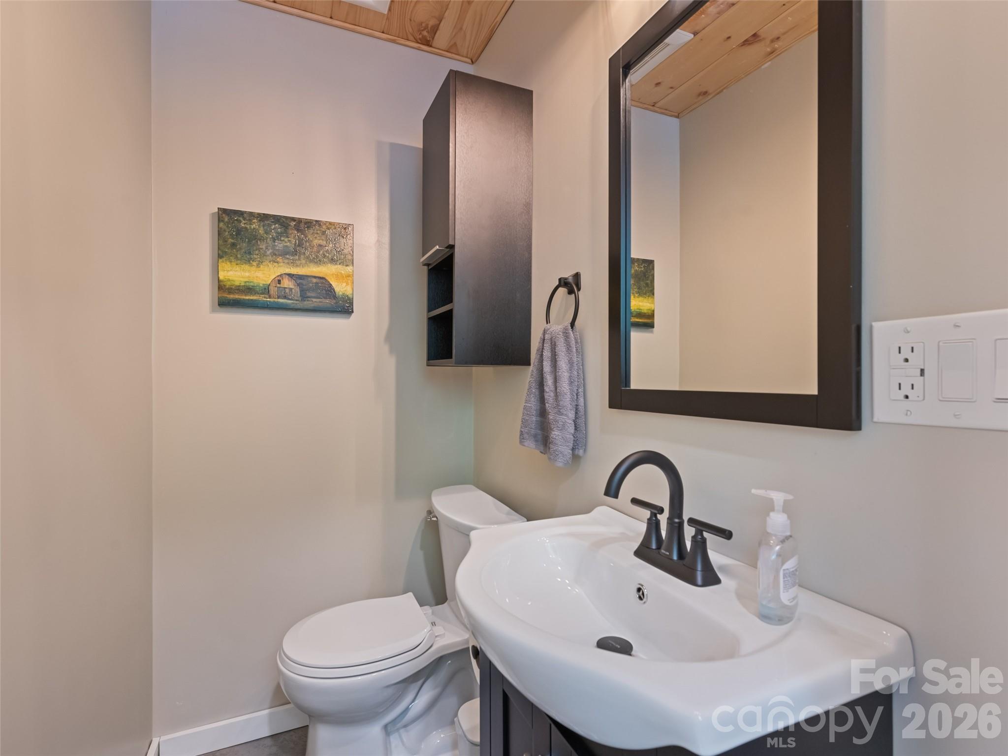 1225 Clark Road — Clyde