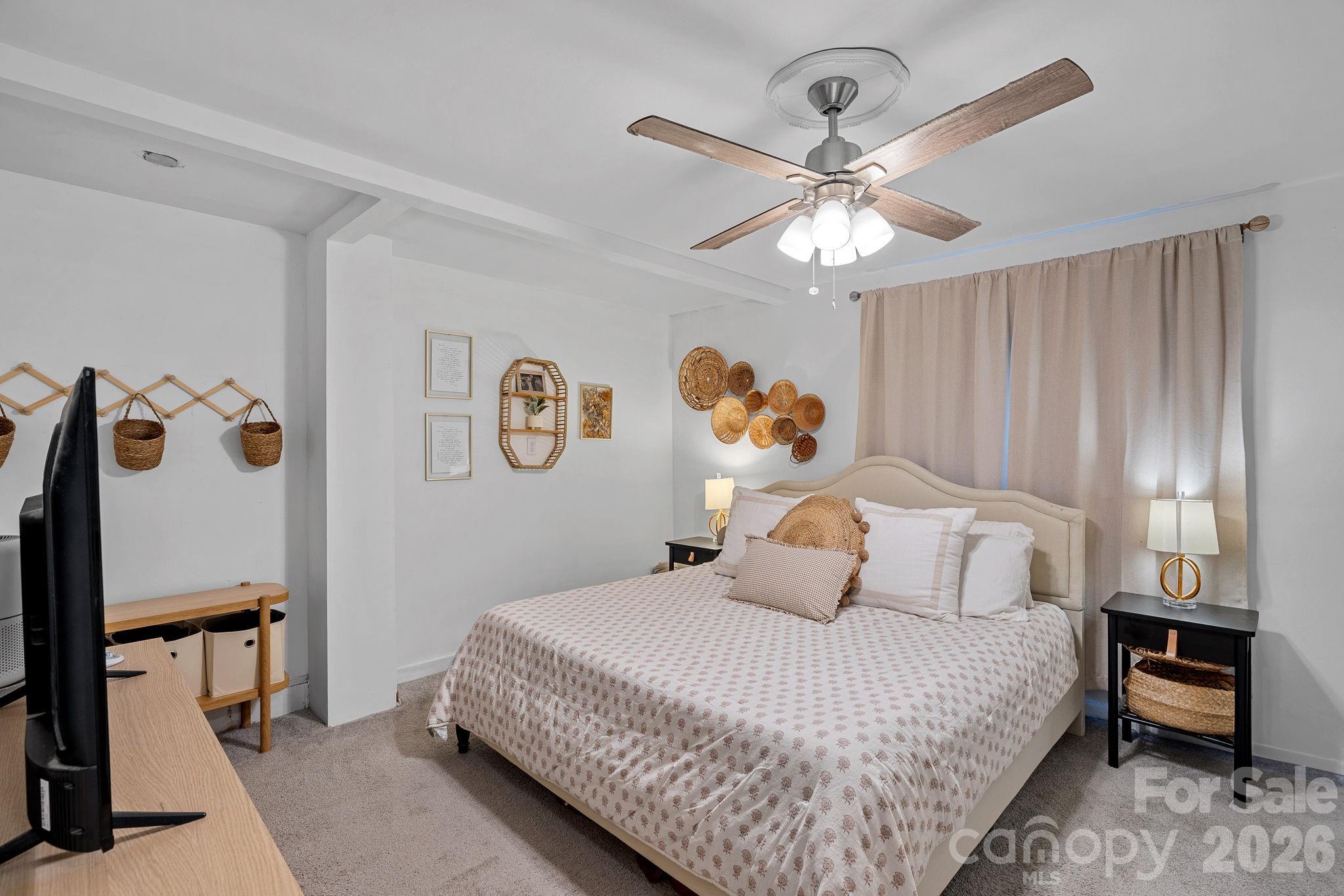 4314 Oak Forest Drive — Charlotte