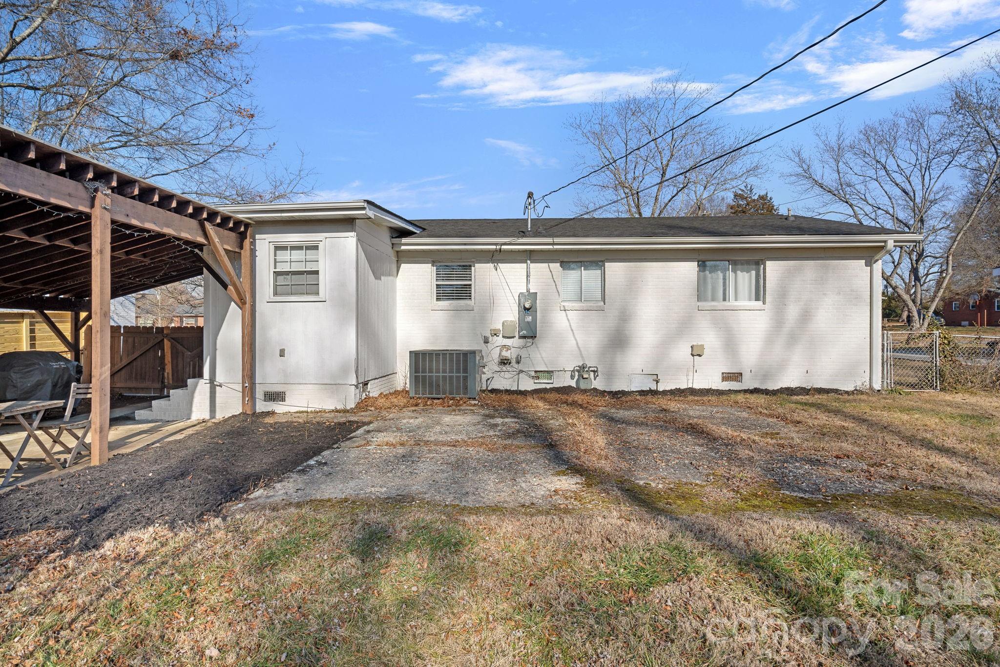 4314 Oak Forest Drive — Charlotte