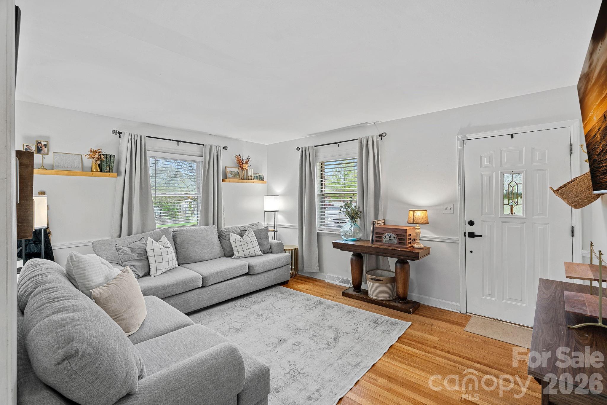 4314 Oak Forest Drive — Charlotte