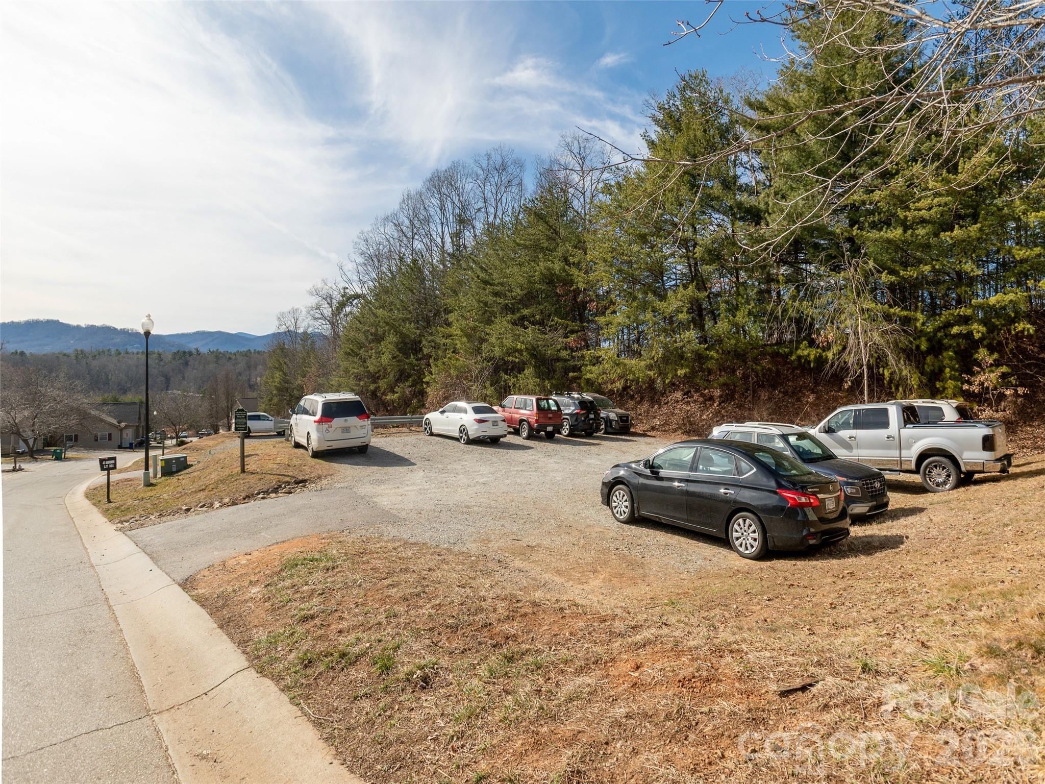 10 Aberdeen Drive — Arden