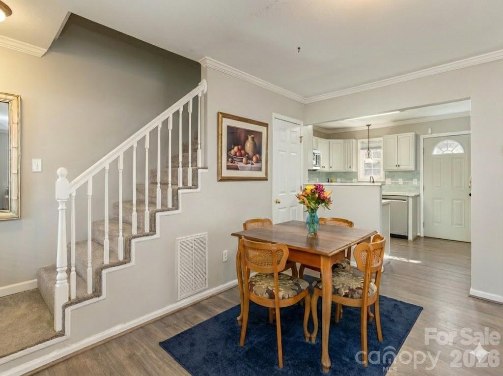 10 Aberdeen Drive — Arden