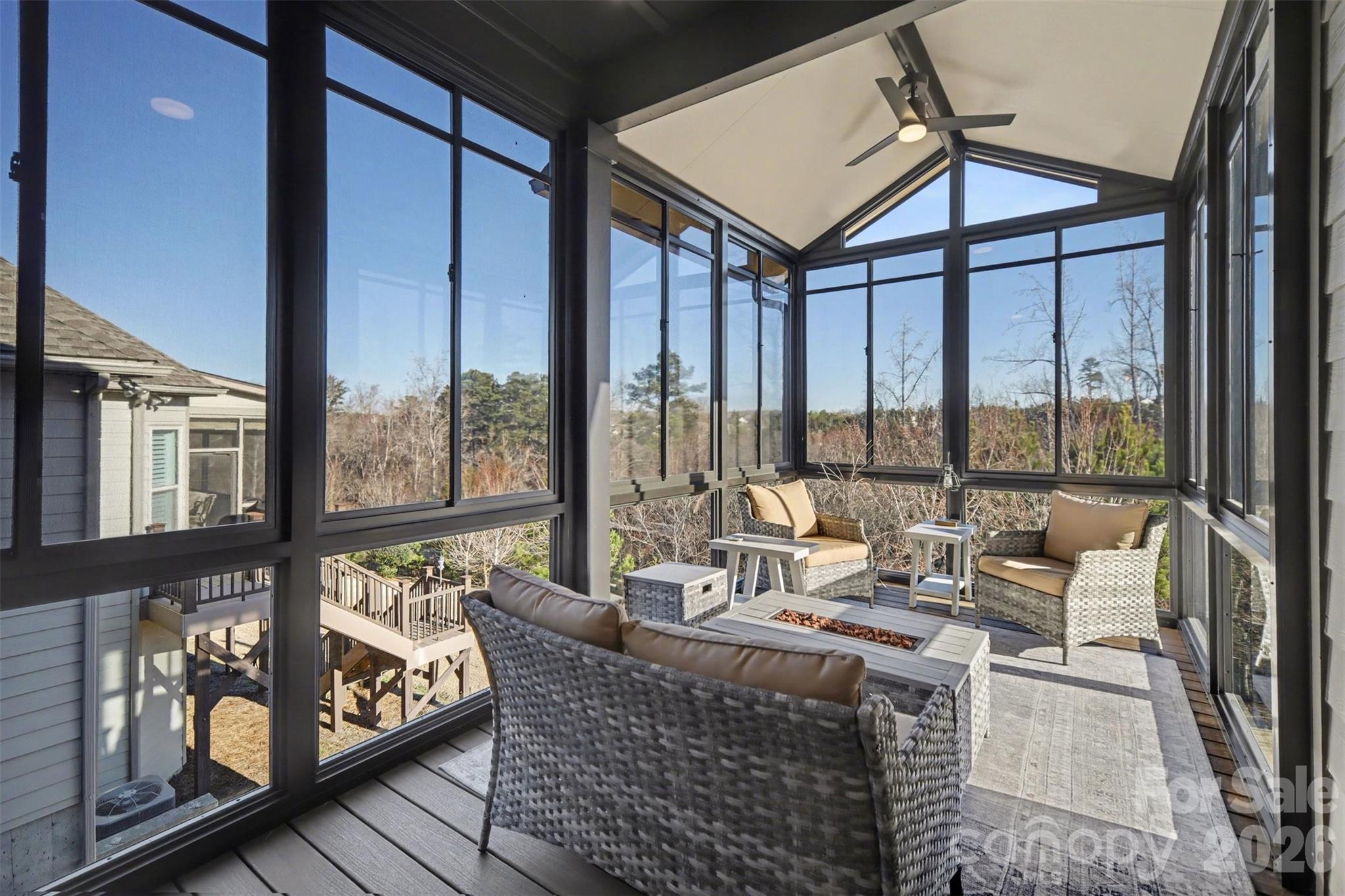 15828 Vale Ridge Drive — Charlotte