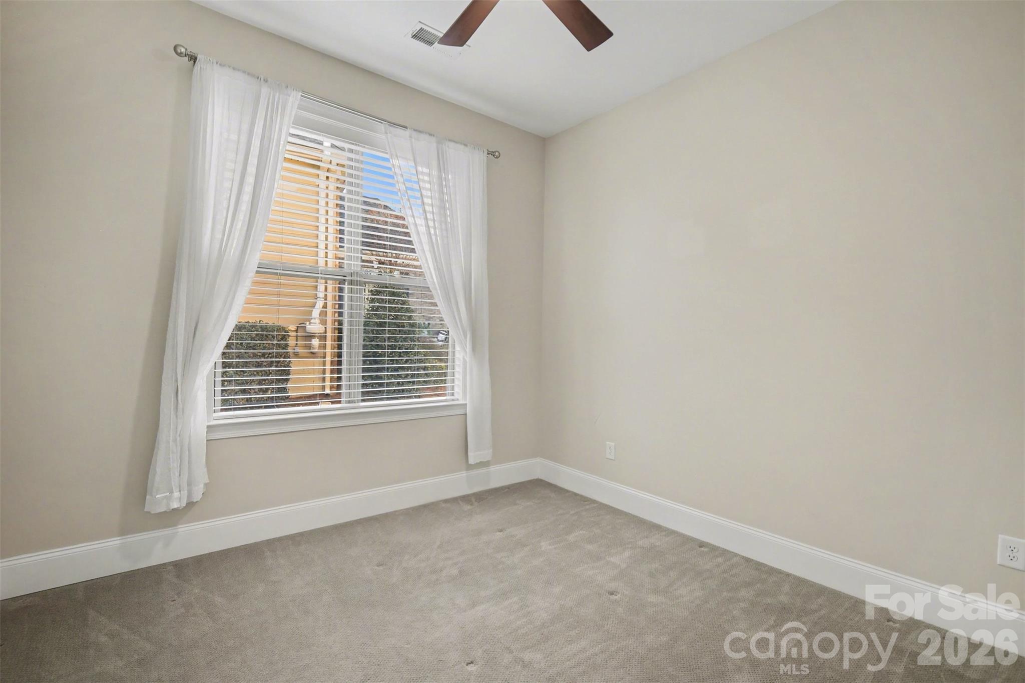 15828 Vale Ridge Drive — Charlotte