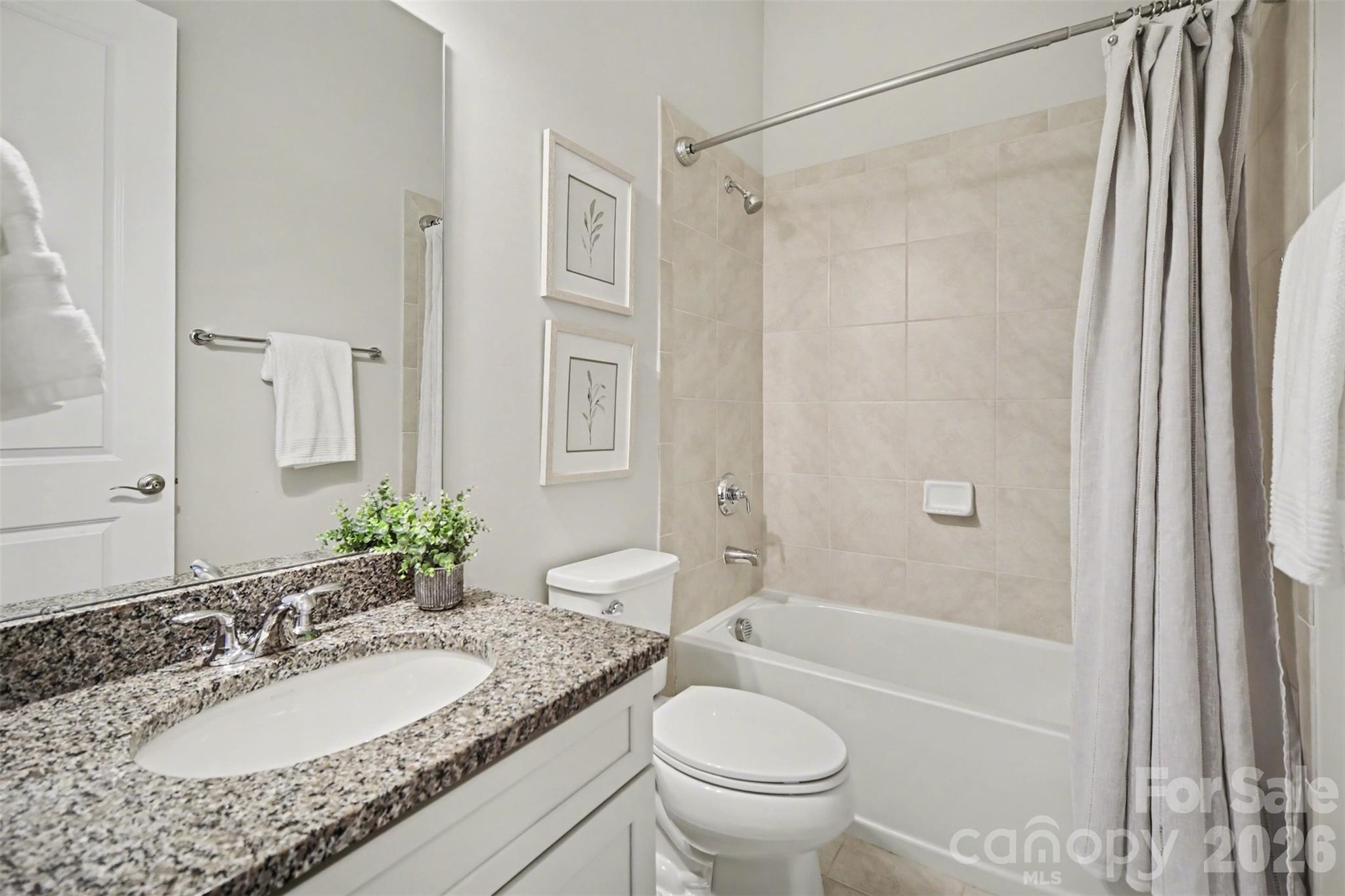 15828 Vale Ridge Drive — Charlotte