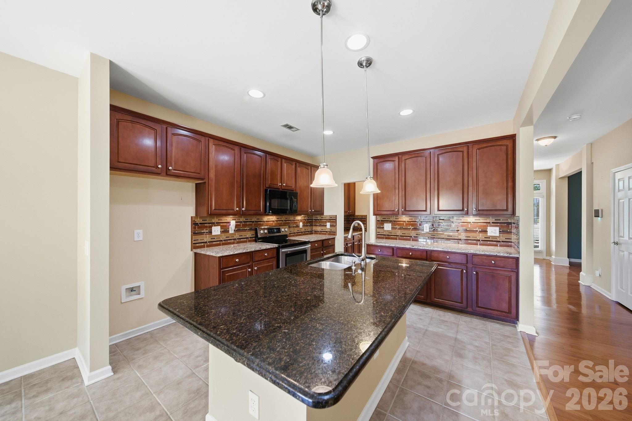 9509 Gilead Grove Road — Huntersville