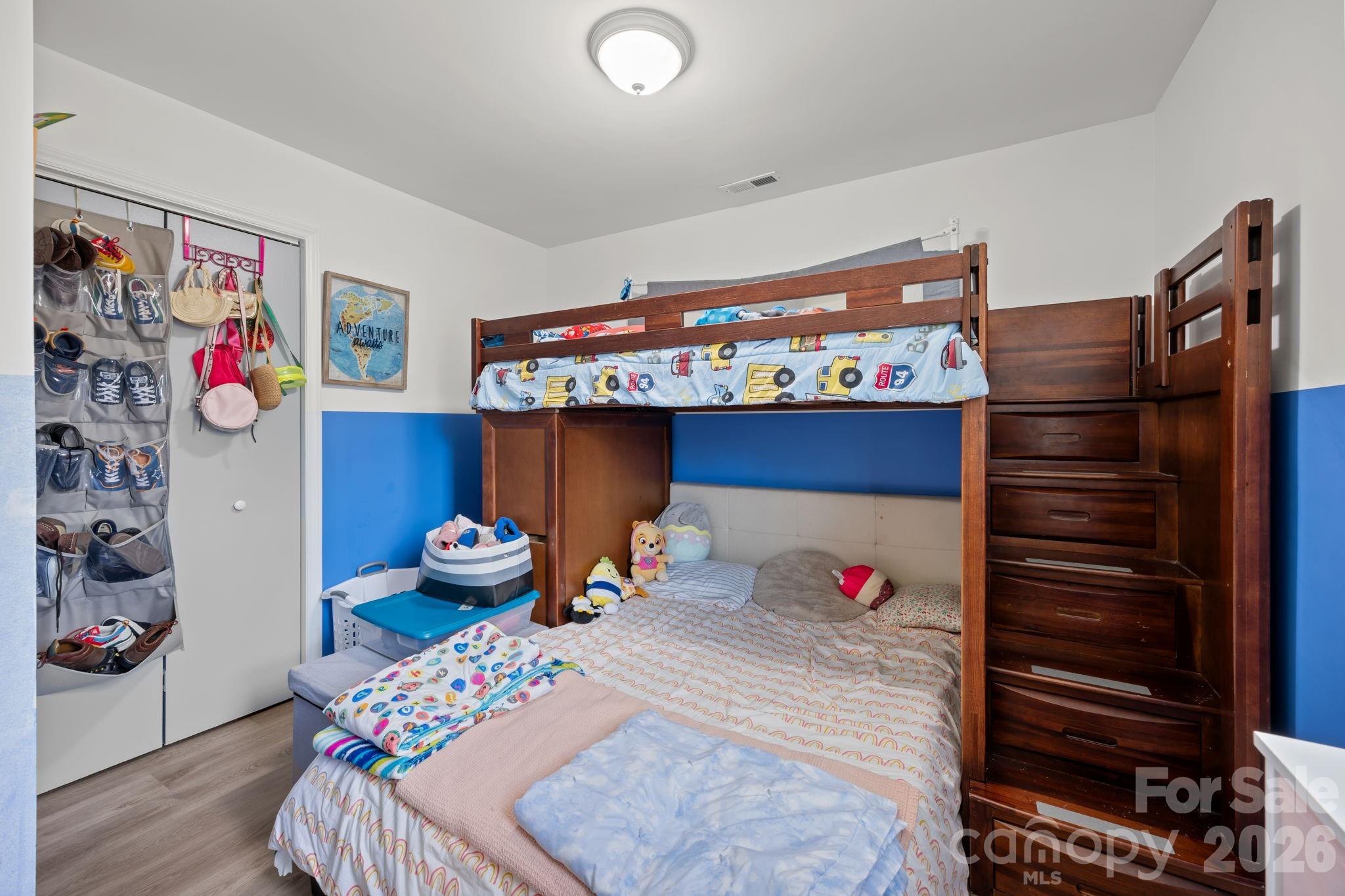 5400 Barnview Court — Charlotte
