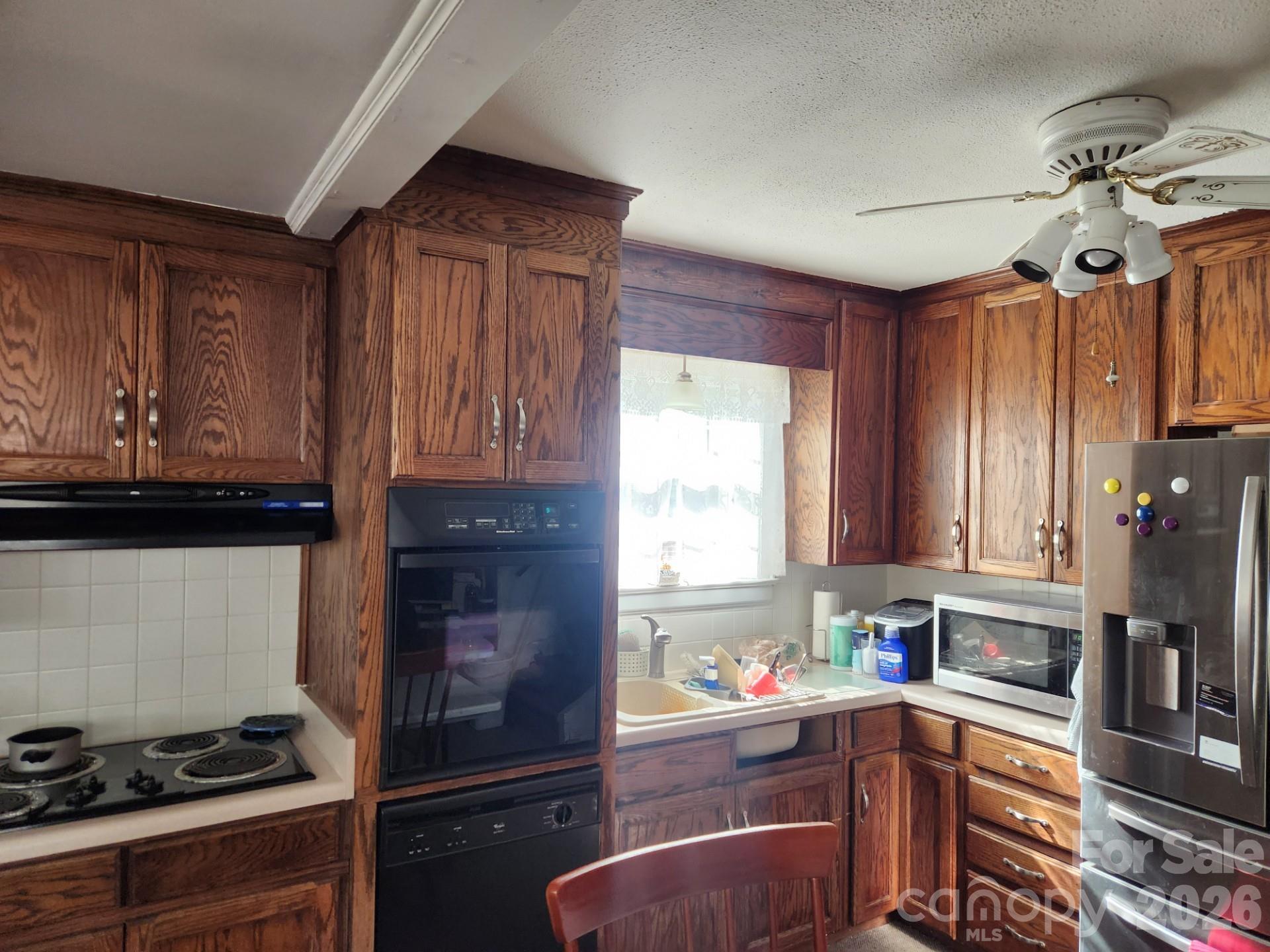 3139 Shenandoah Avenue — Charlotte