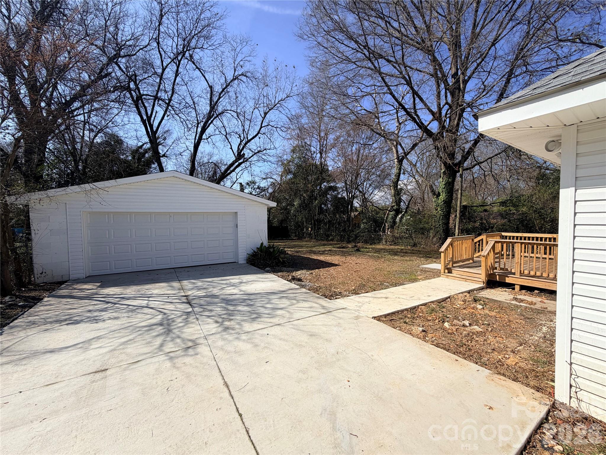 308 N Catawba Street — Lancaster