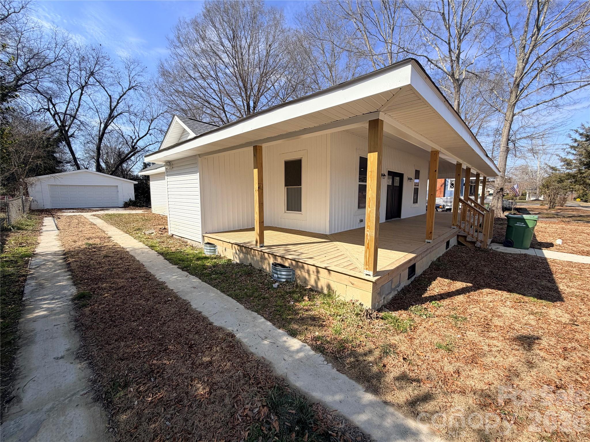 308 N Catawba Street — Lancaster