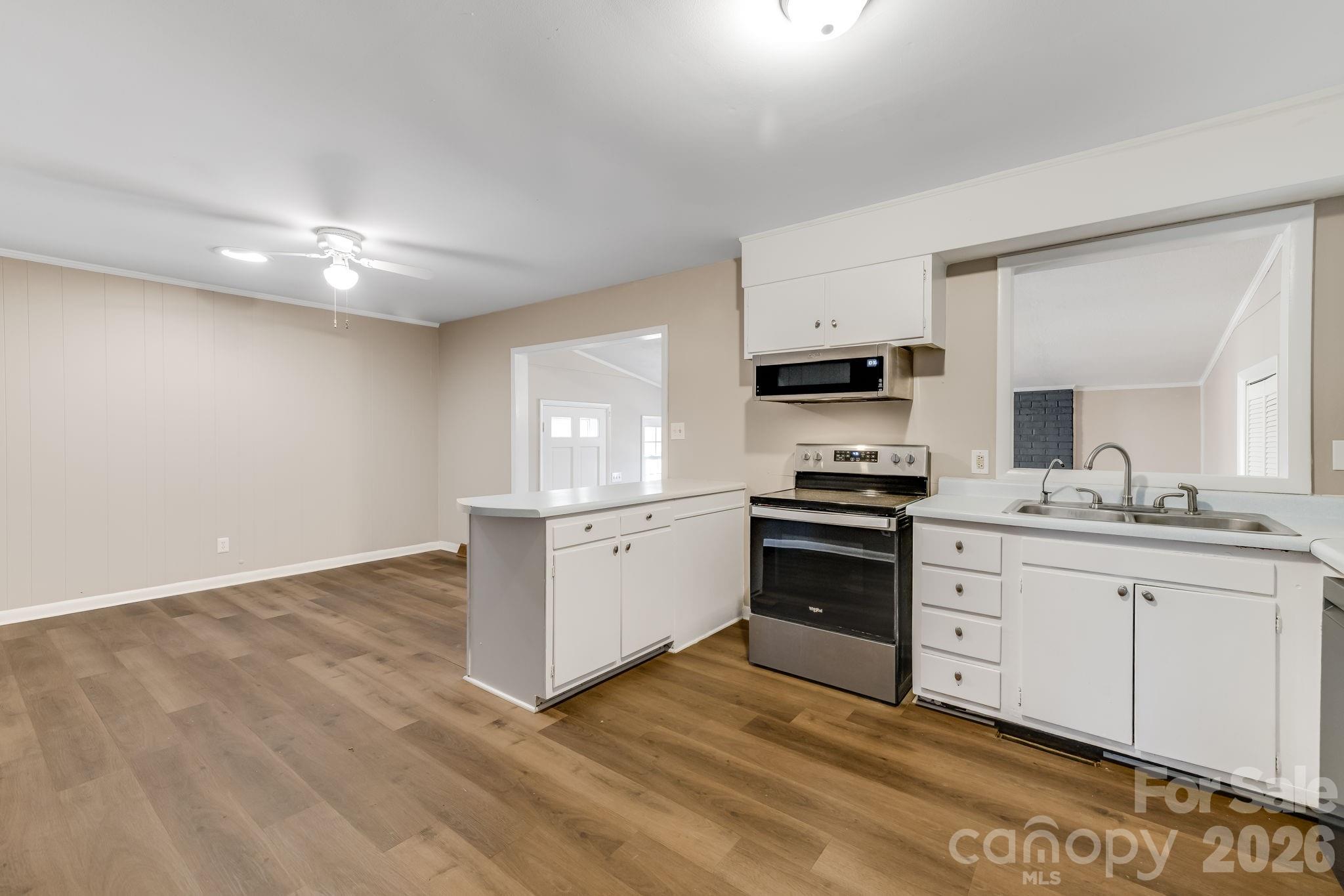 64 Pleasant Ridge Drive — Asheville