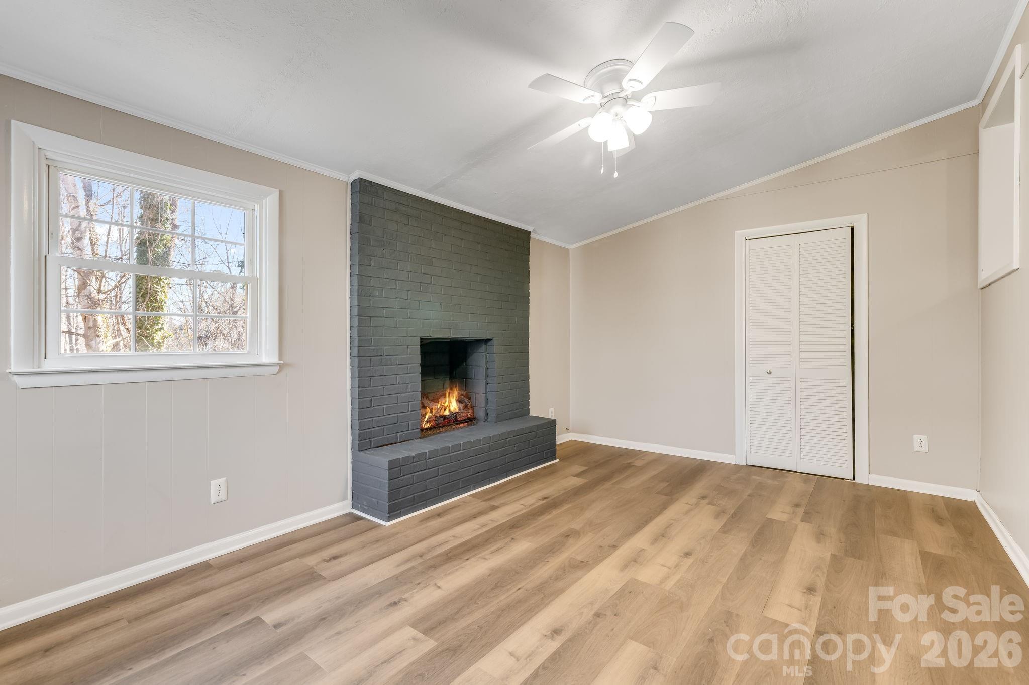 64 Pleasant Ridge Drive — Asheville
