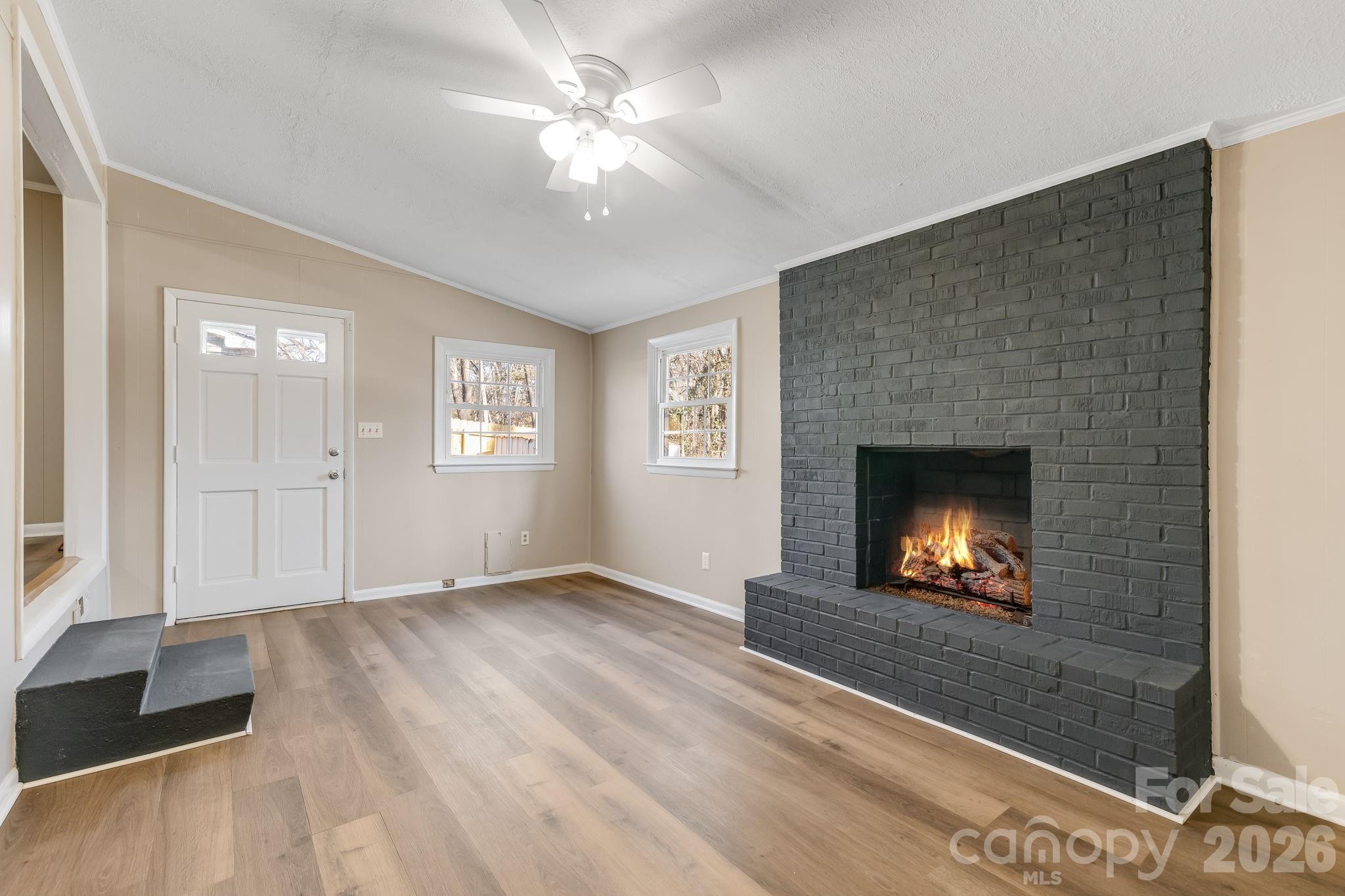 64 Pleasant Ridge Drive — Asheville