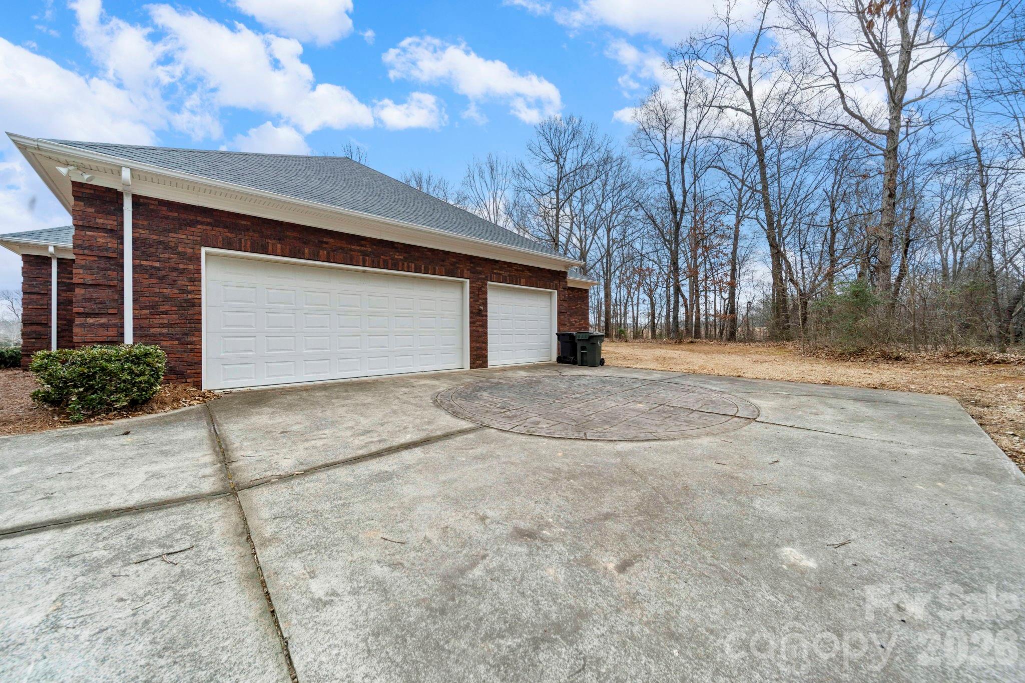 2800 N Rocky River Road — Monroe